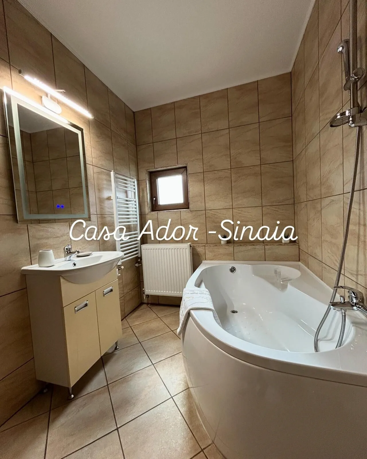 Casa Ador Sinaia – Sinaia, România