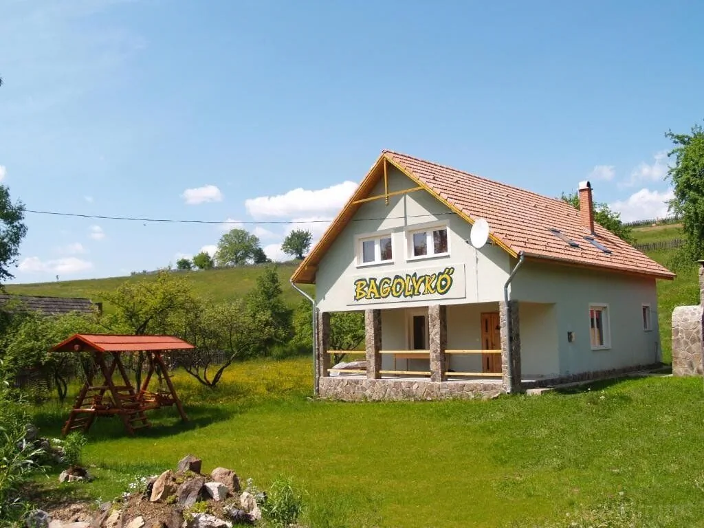 Casa de oaspeți Bagolykő Izvoare - foto 1
