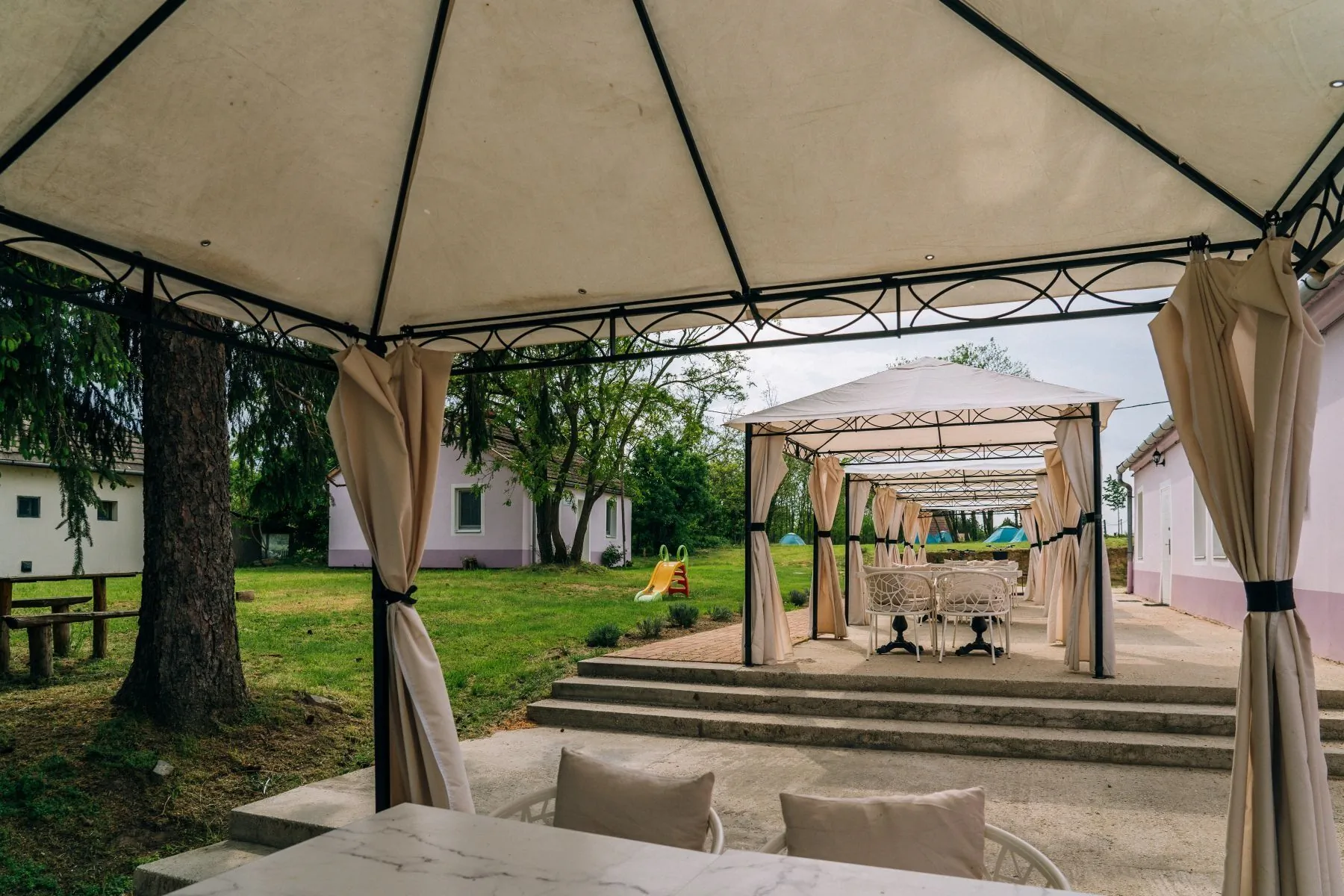 Kamala Kutir Vendégház Krisna-völgy – Somogyvámos, Ungaria