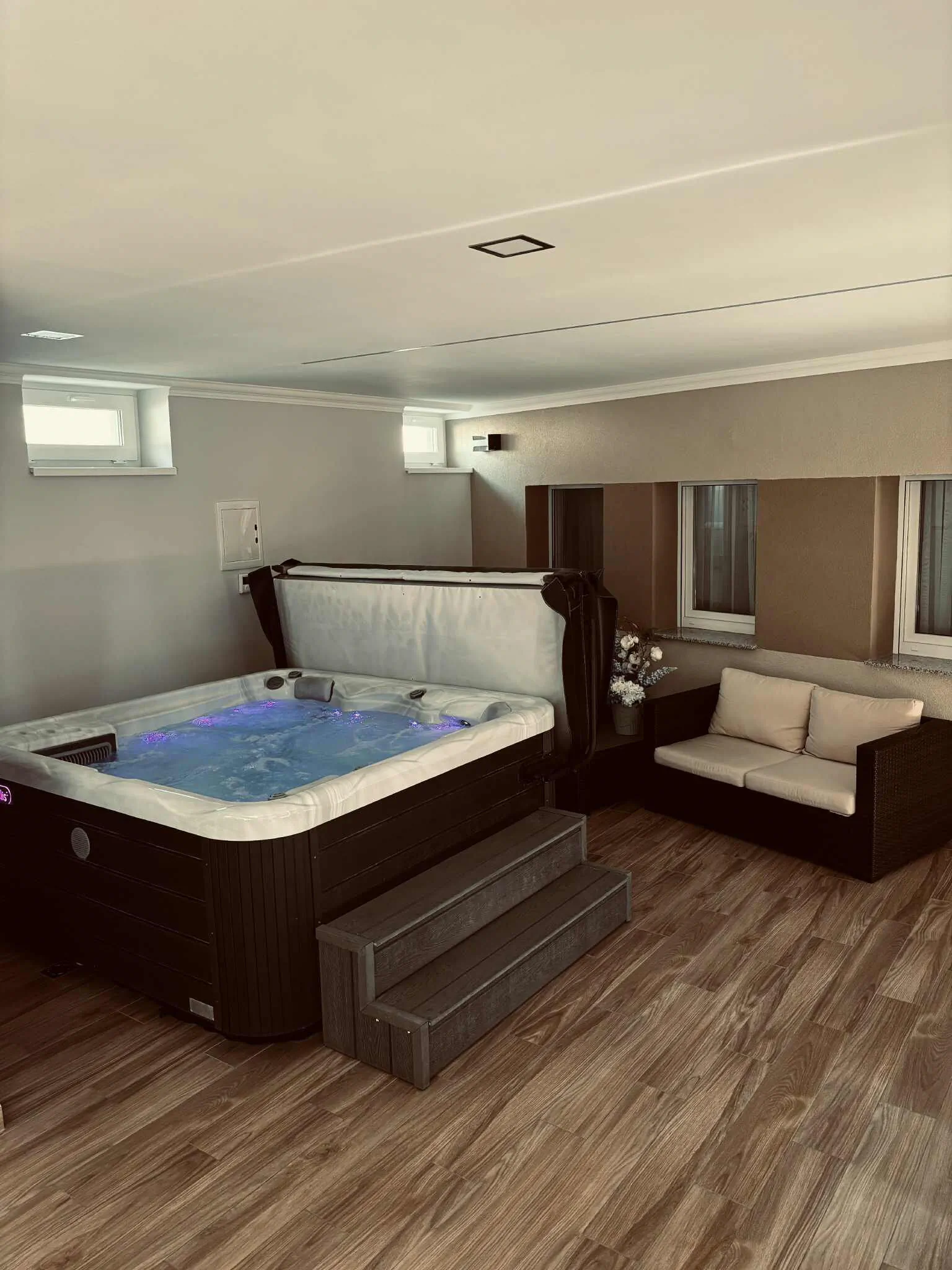 Zóra Apartmanház 2 Zalakaros – Zalakaros, Ungaria