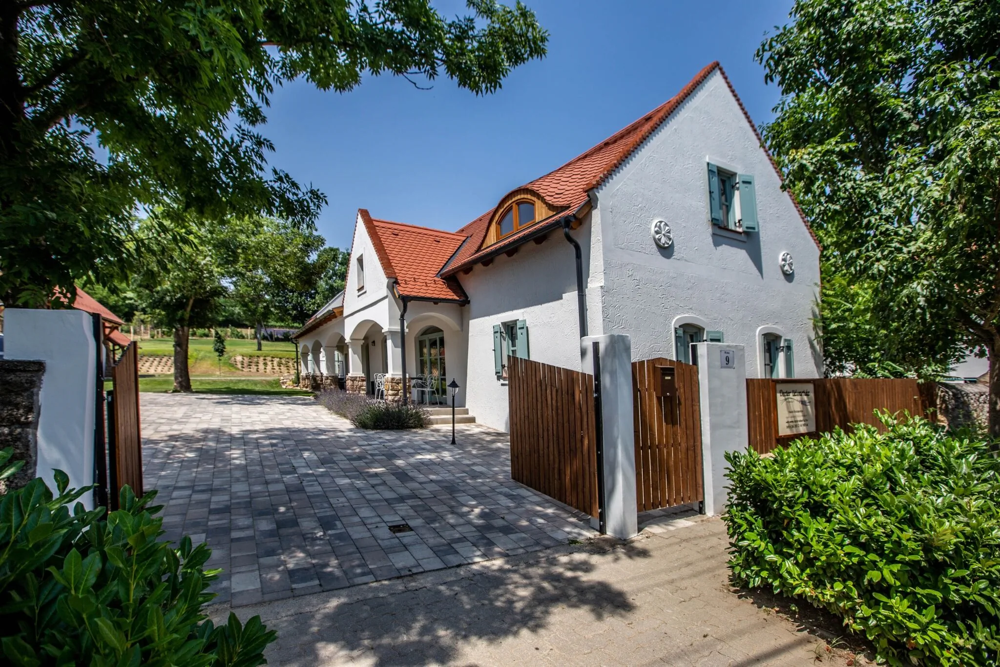 Oszter Udvarház Kékkút – Kékkút, Ungaria