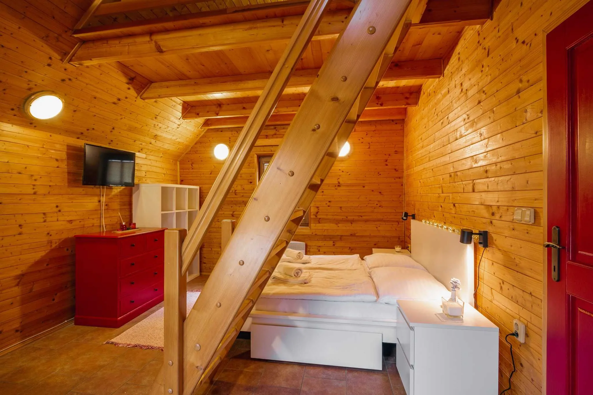 Base Camp Medvědín Špindlerův Mlýn – Szpindlerowy Młyn, Czechy