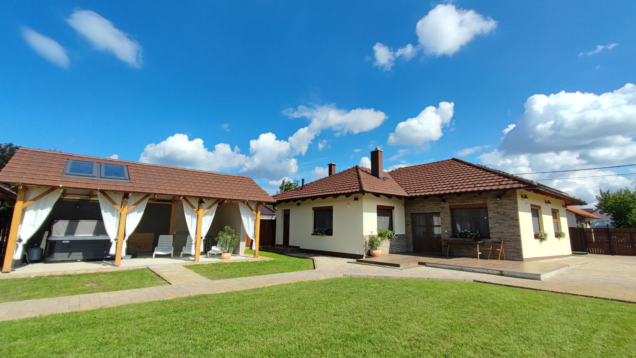 Szőlőszem Vendégház Abádszalók - foto 9