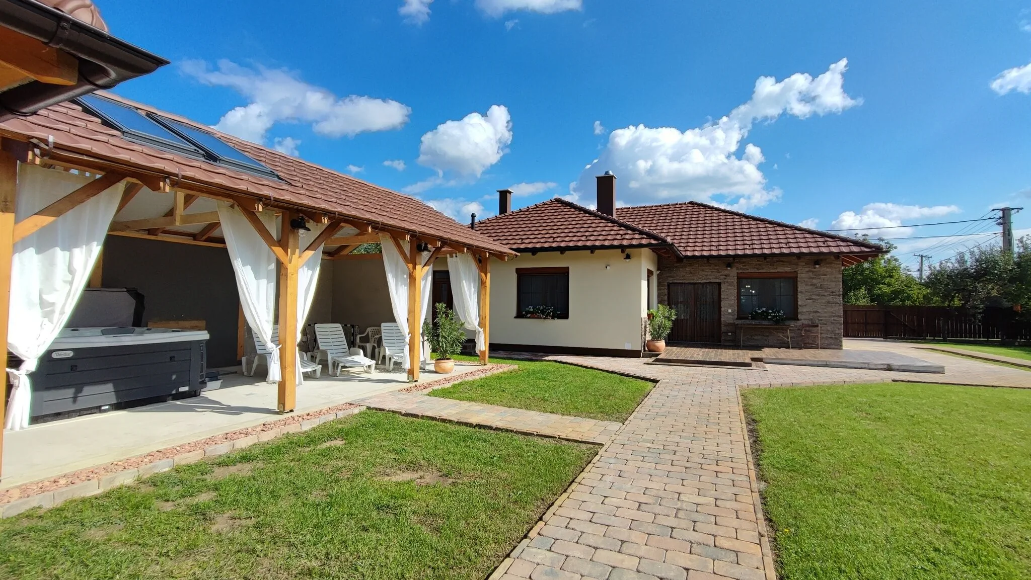 Szőlőszem Vendégház Abádszalók - foto 6