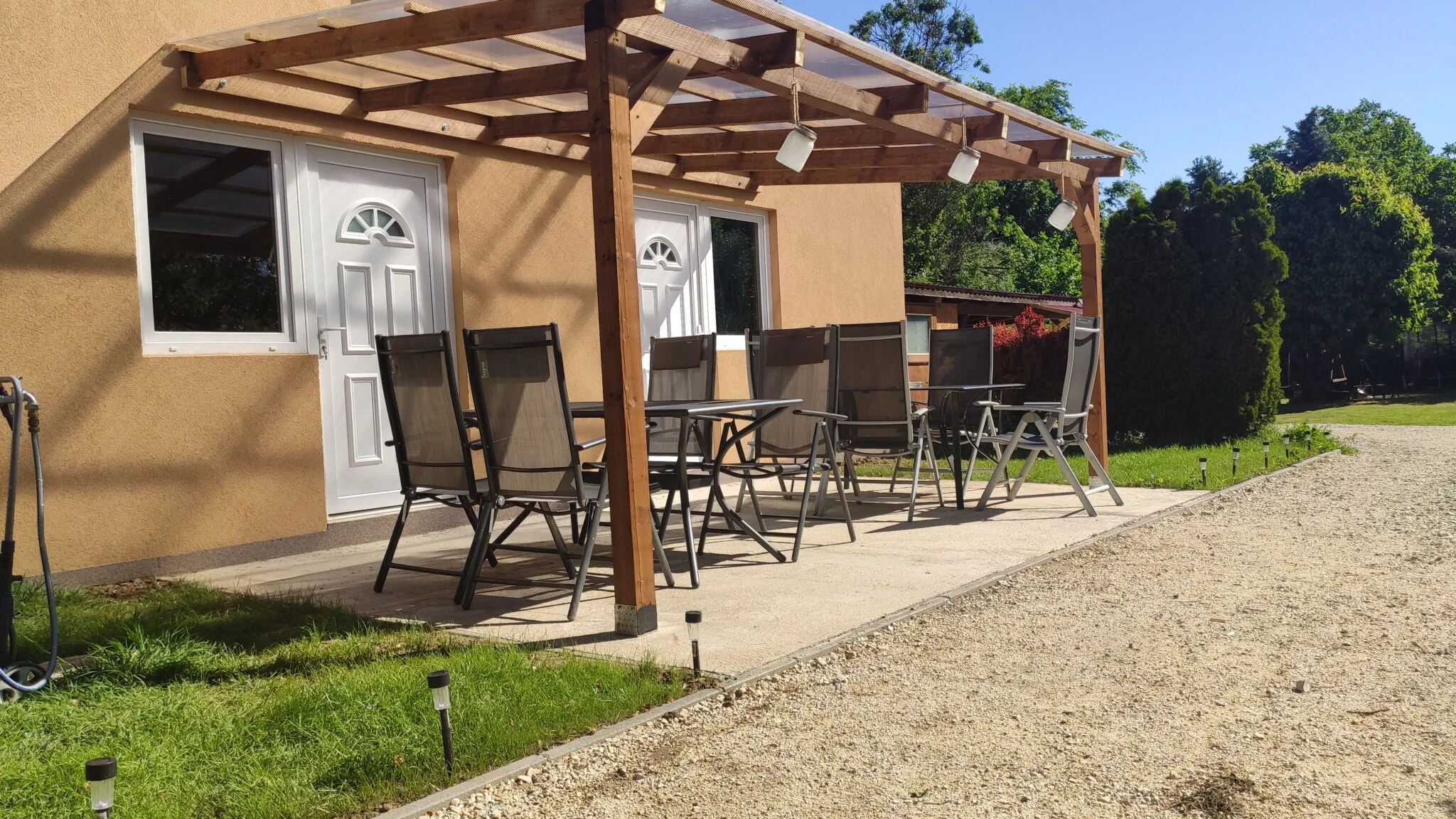 Lelle Lelke Apartmanház Balatonlelle – Balatonlelle, Ungaria