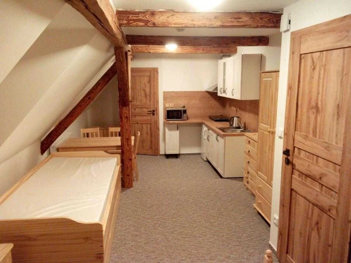 Apartmán na statku Červený Kostelec – Červený Kostelec, Republica Cehă