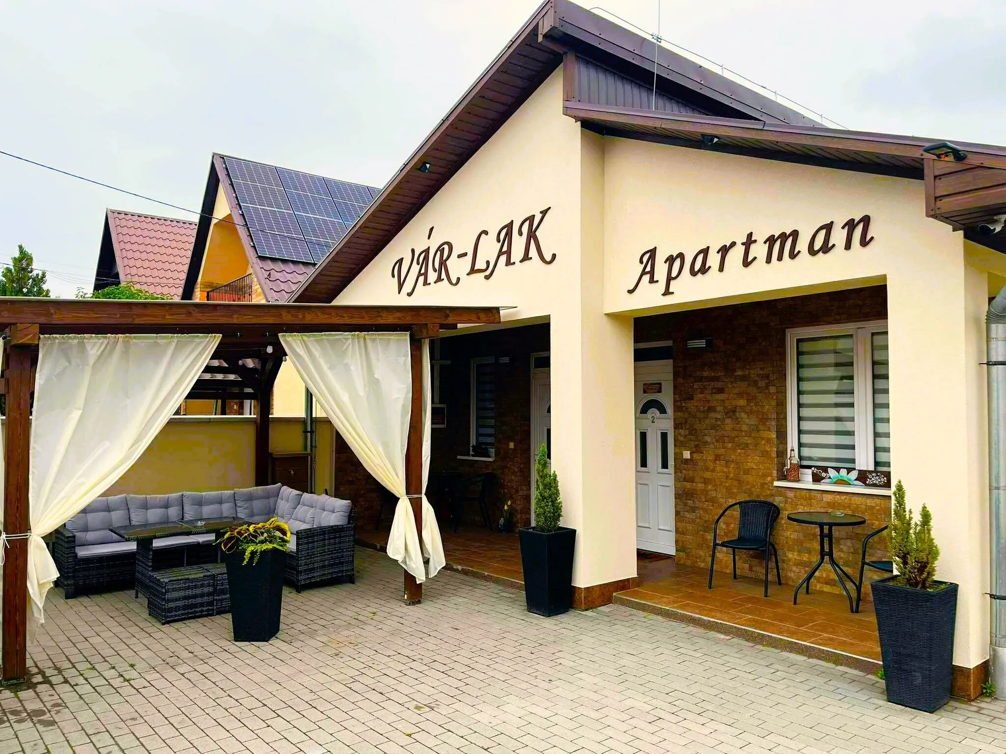 Vár-Lak Apartman Kisvárda – Kisvárda, Ungaria