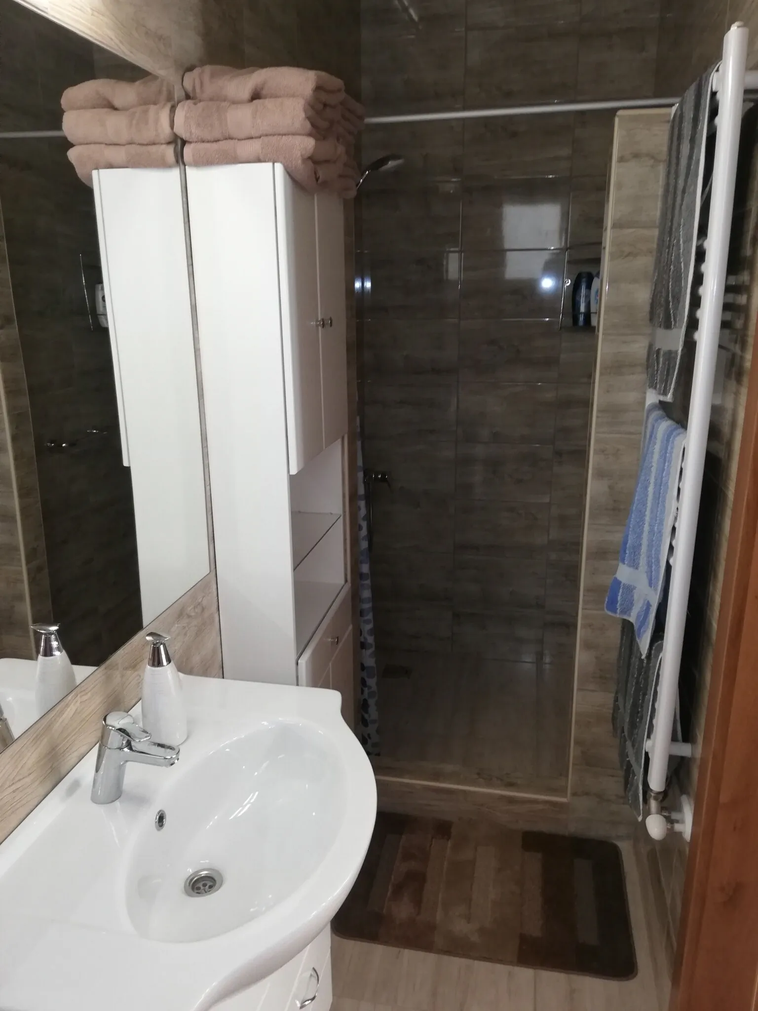 Wigwam Apartman120 m2 Budapest – Budapesta, Ungaria