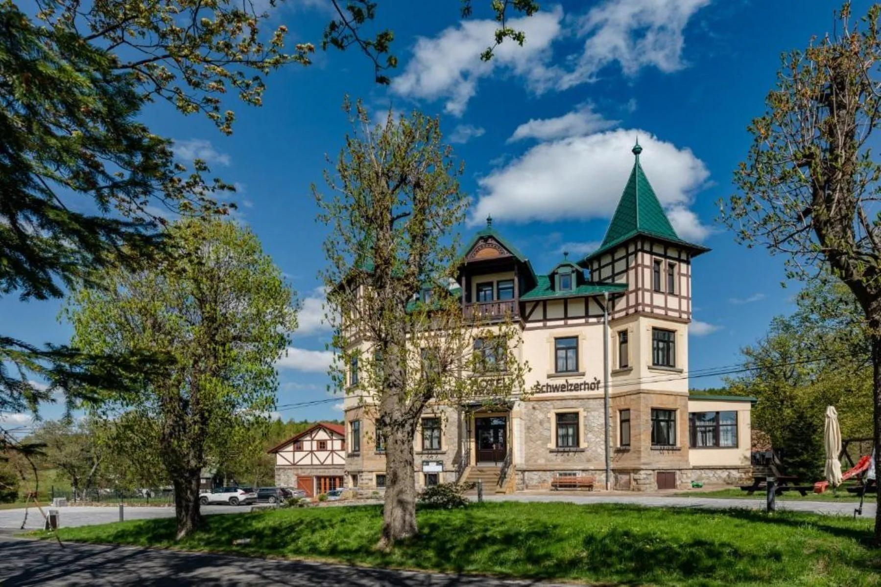 Hotel Švýcarský dům Sněžník  – Jílové, Česká republika