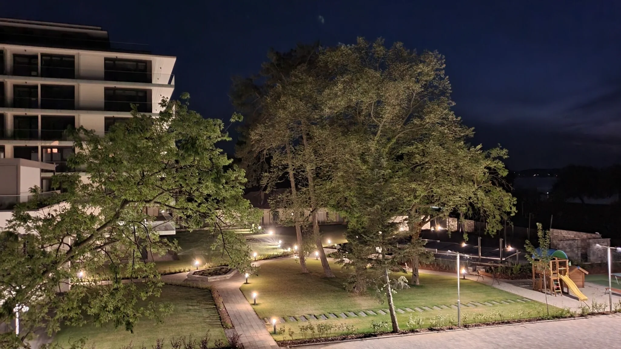 Napfény Resort Exclusive Apartman Balatonlelle – Balatonlelle, Ungaria