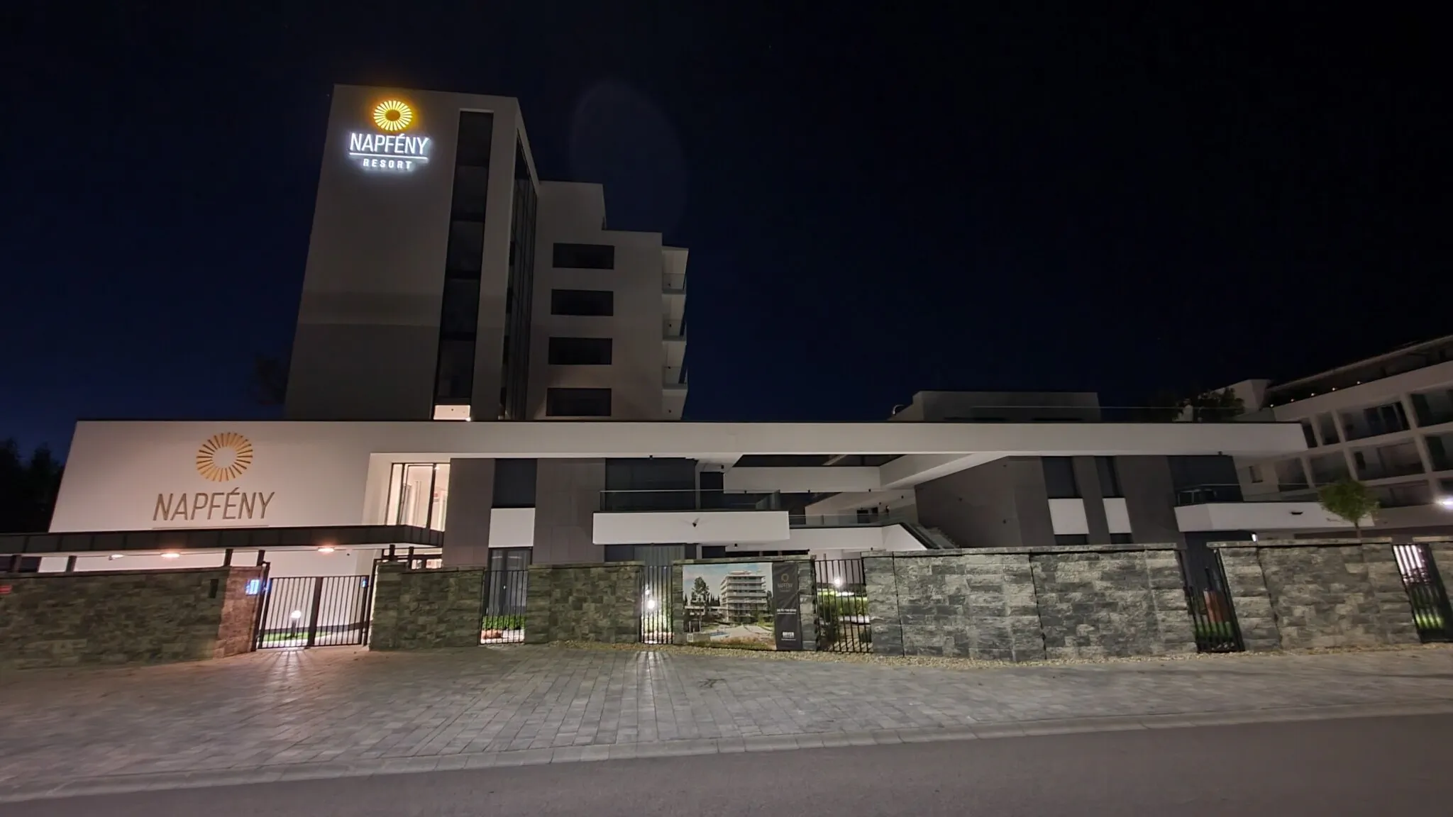 Napfény Resort Exclusive Apartman Balatonlelle – Balatonlelle, Ungaria