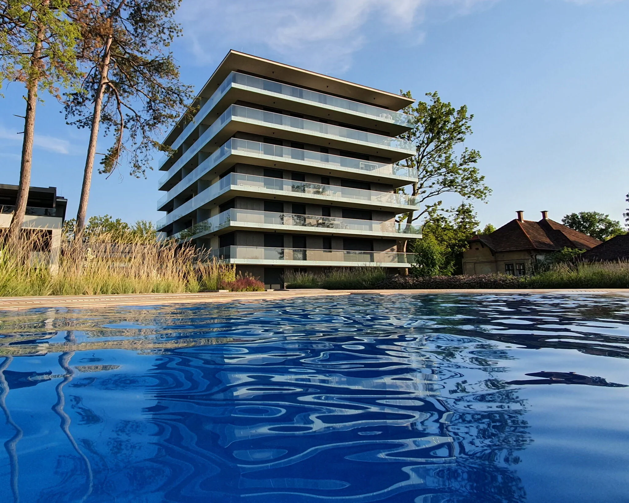 Napfény Resort Exclusive Apartman Balatonlelle – Balatonlelle, Ungaria