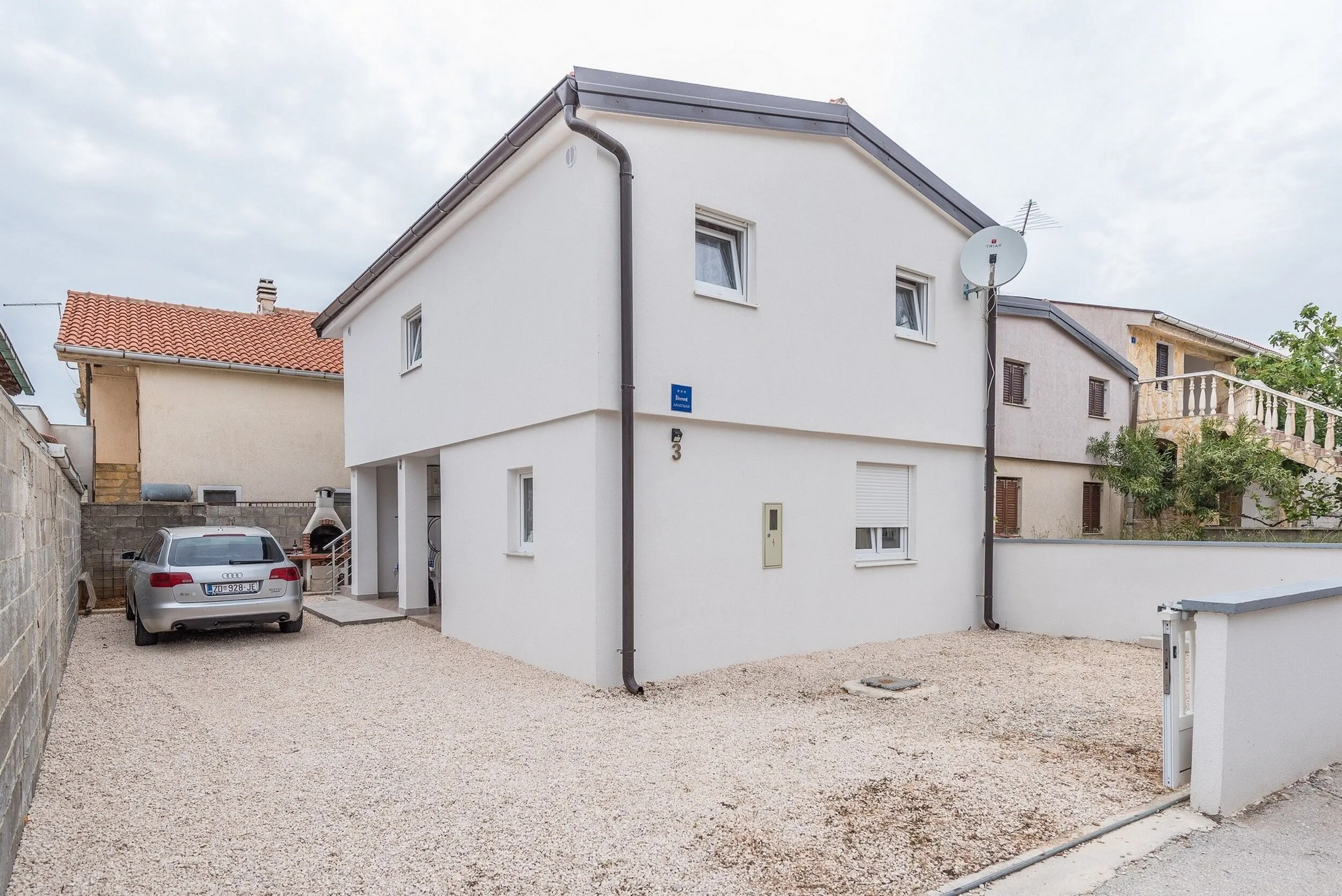 Apartments With Parking Space Vir - 18560 - foto 1