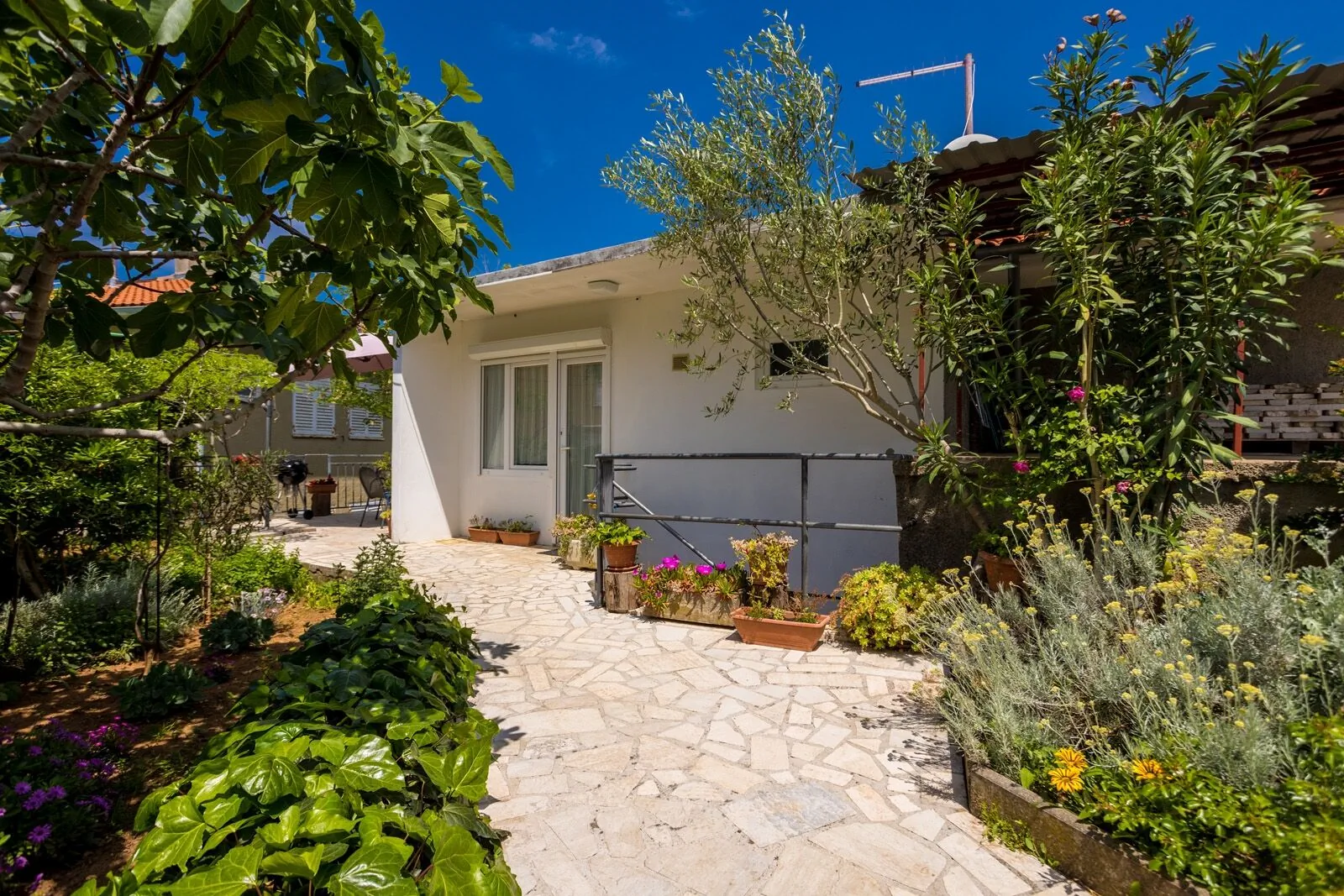 Apartments By The Sea Šilo, Krk - 18703 Šilo – Šilo, Croația