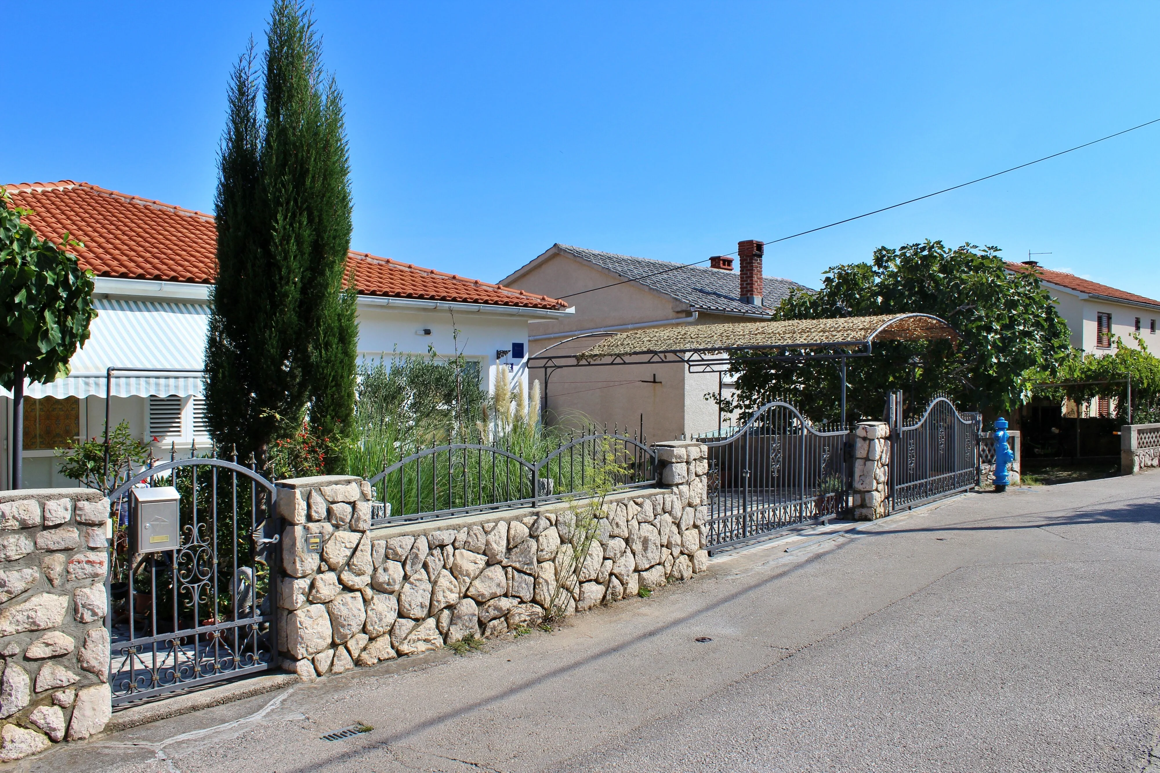 Apartments With Parking Space Šilo, Krk - 18735 Šilo – Šilo, Croația