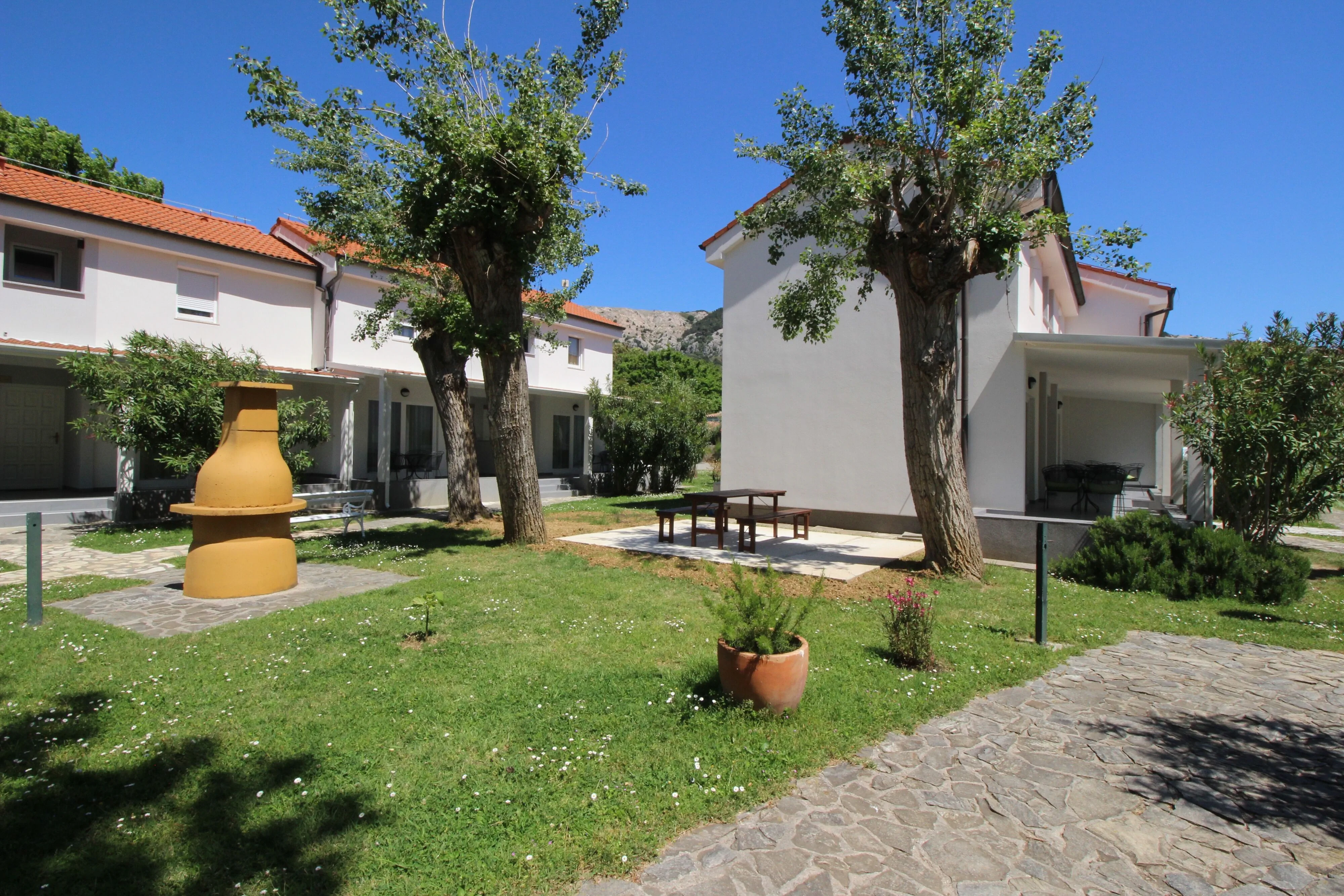 Apartments By The Sea Baška, Krk - 18771 Baška - foto 9