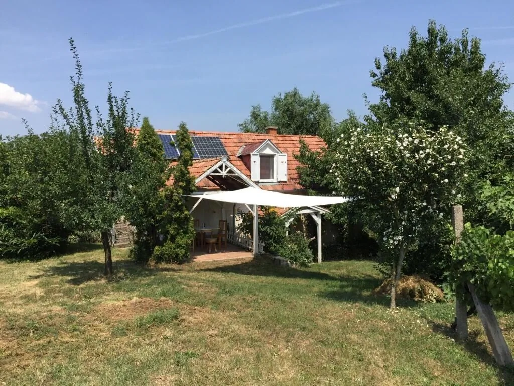 Csobánc Szerelem "A" Vendégház Gyulakeszi - foto 1