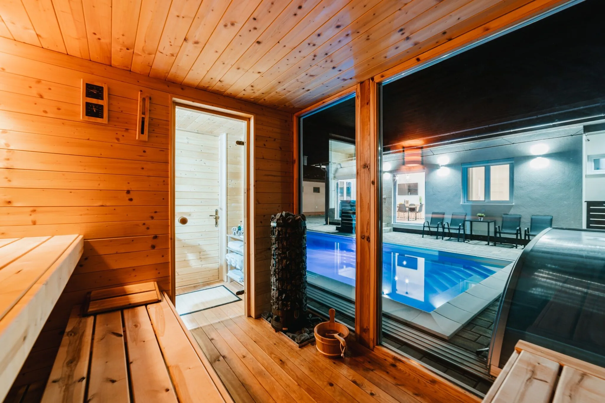 Tópart Apartmanok ***** Algyő – Algyő, Ungaria