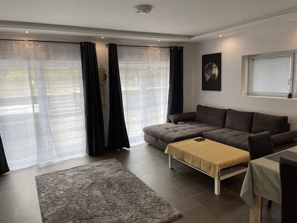 Malibu Apartman & Jacuzzi Miskolctapolca – Miskolc, Ungaria