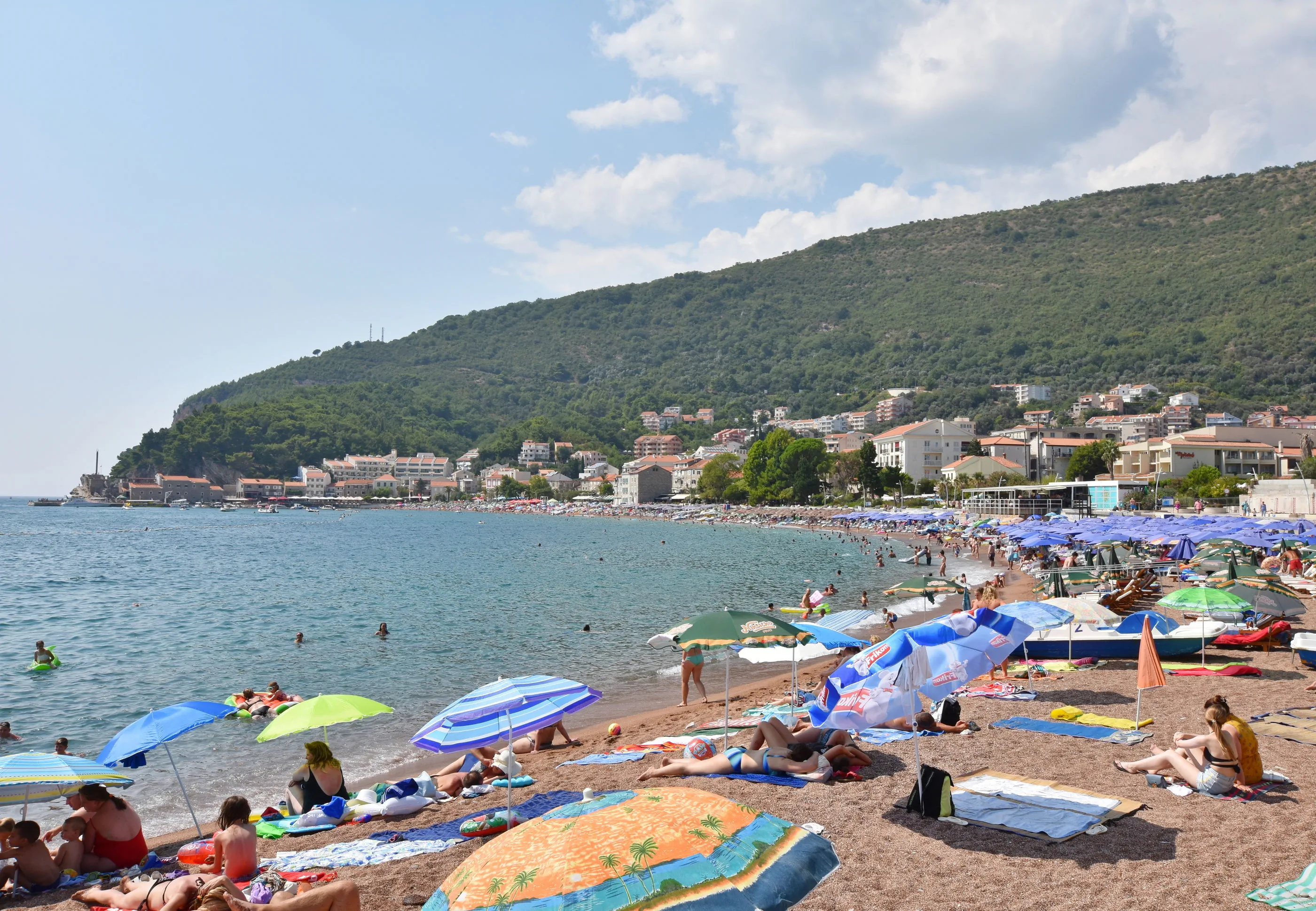 Apartments and Rooms Iva Petrovac – Petrovac na Moru, Muntenegru
