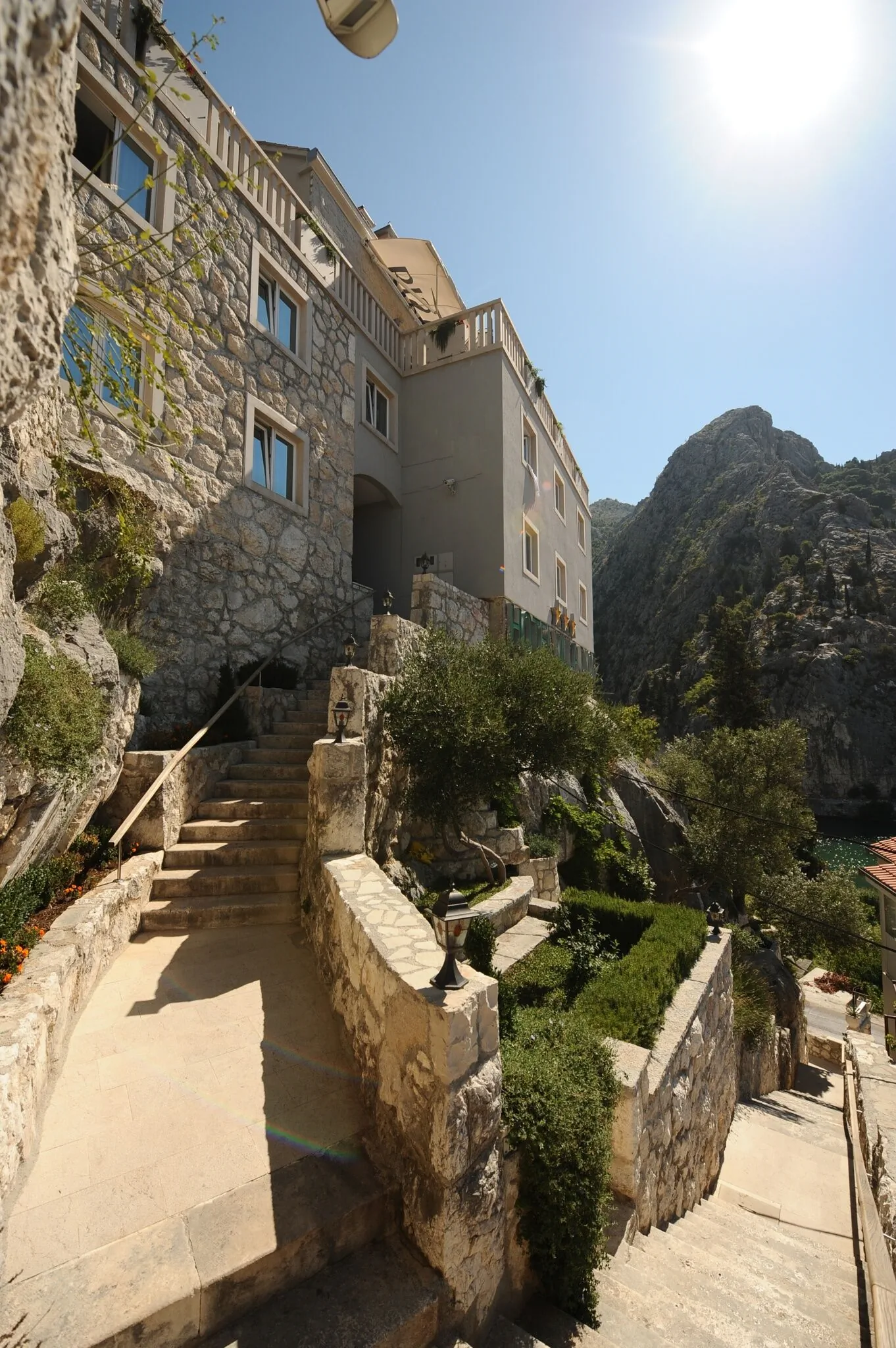 Hotel Villa Dvor Omiš – Omiš, Croația