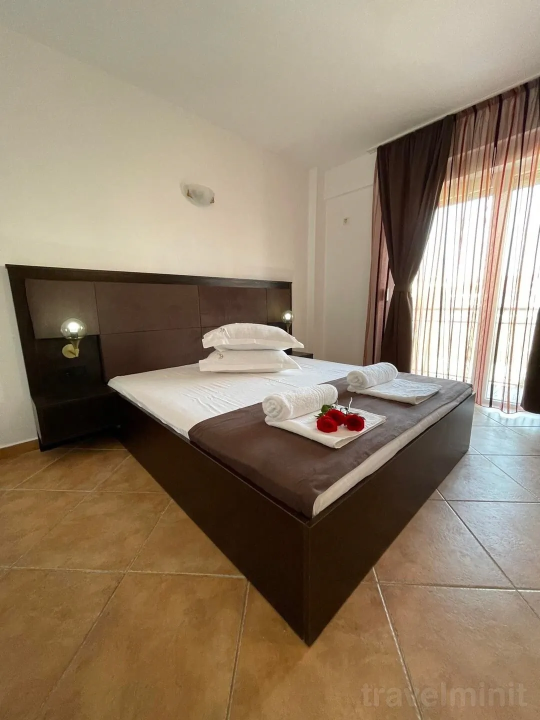 Ametist Casa Leului Mamaia Nord - foto 3