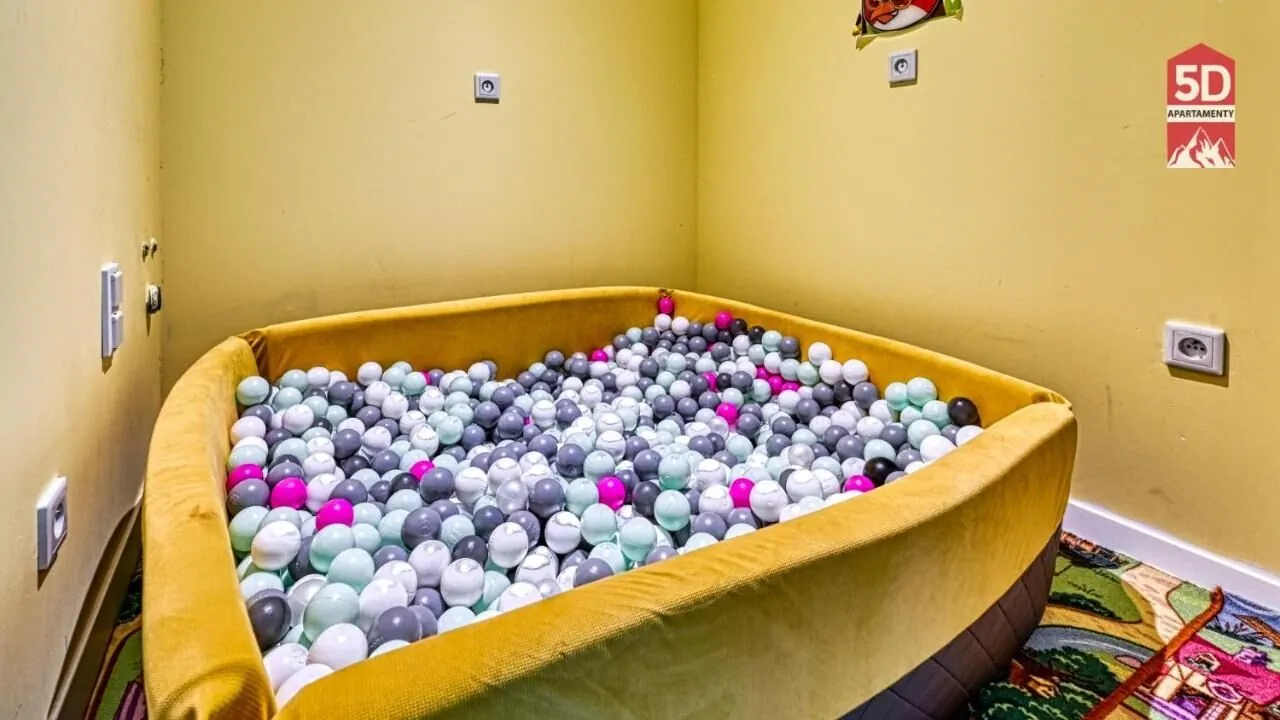 Kurort Resort Kozubnik SPA 47 - 5D Apartamenty – Porąbka, Polska