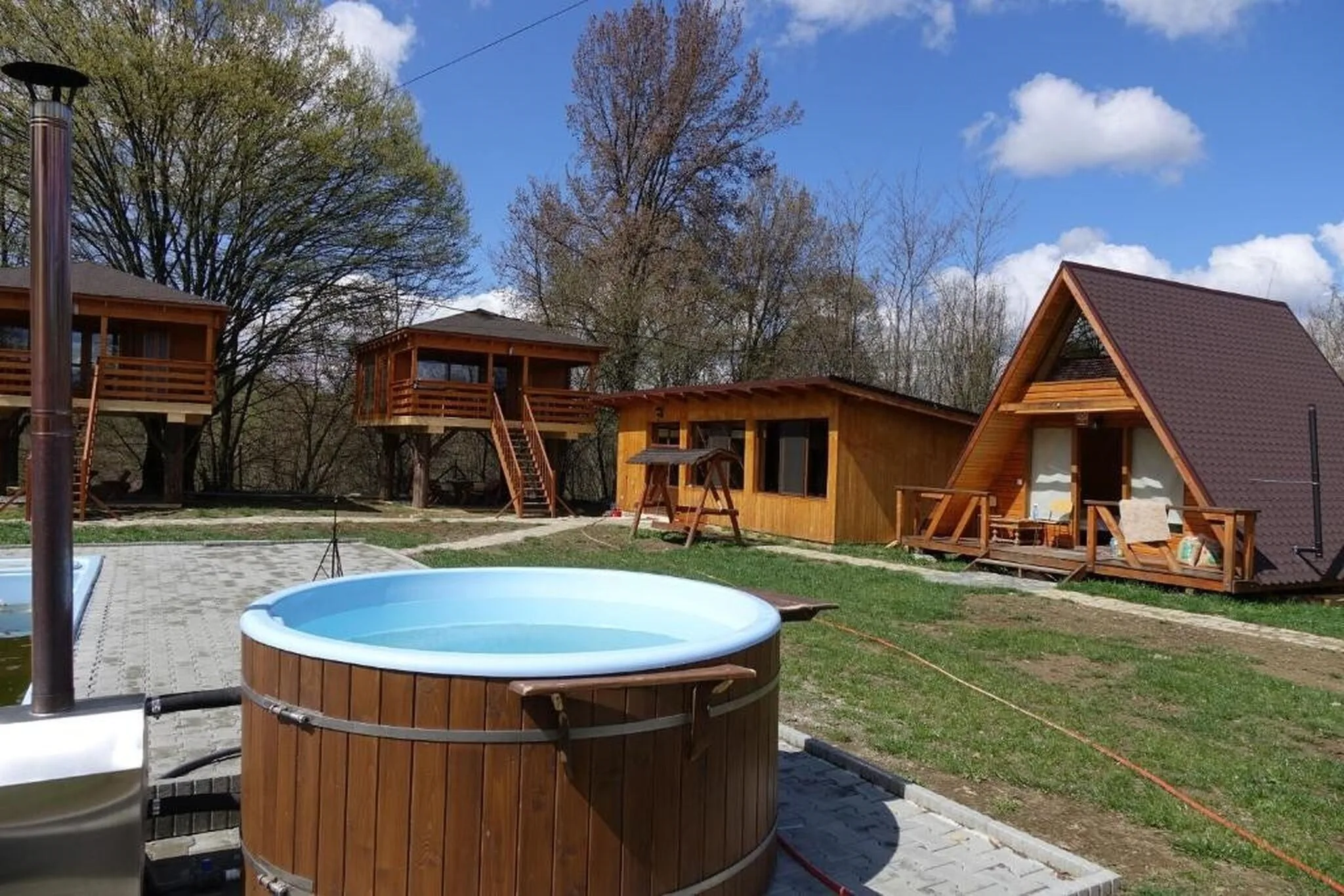 Căsuțe în Copac & Case A frame Avrig – Avrig, România