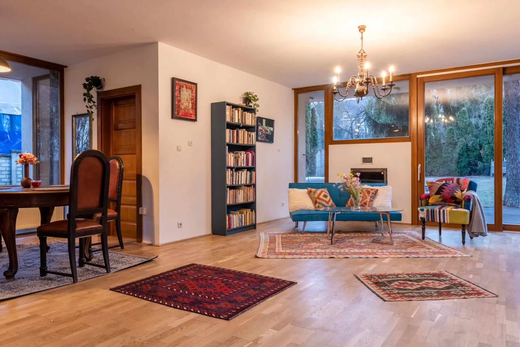 Kertvárosi Bázis Budapest – Budapesta, Ungaria