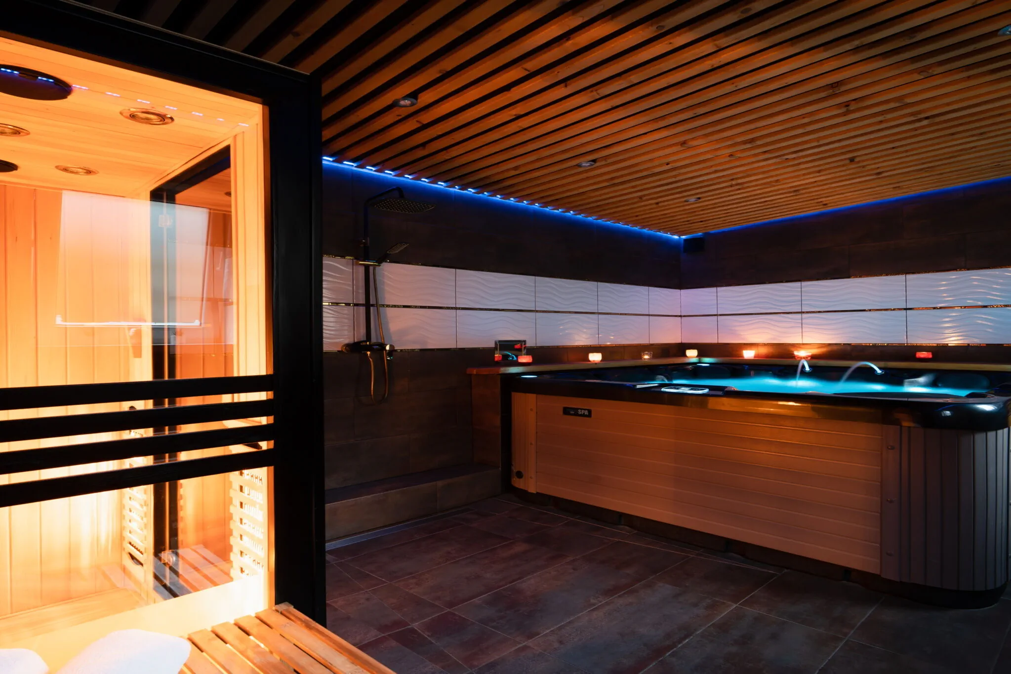 4K Jacuzzi Apartament Bielsko-Biała – Bílsko-Bělá, Polsko