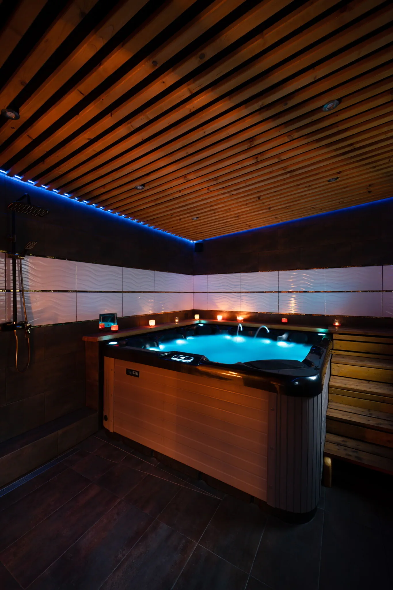 4K Jacuzzi Apartament Bielsko-Biała – Bílsko-Bělá, Polsko