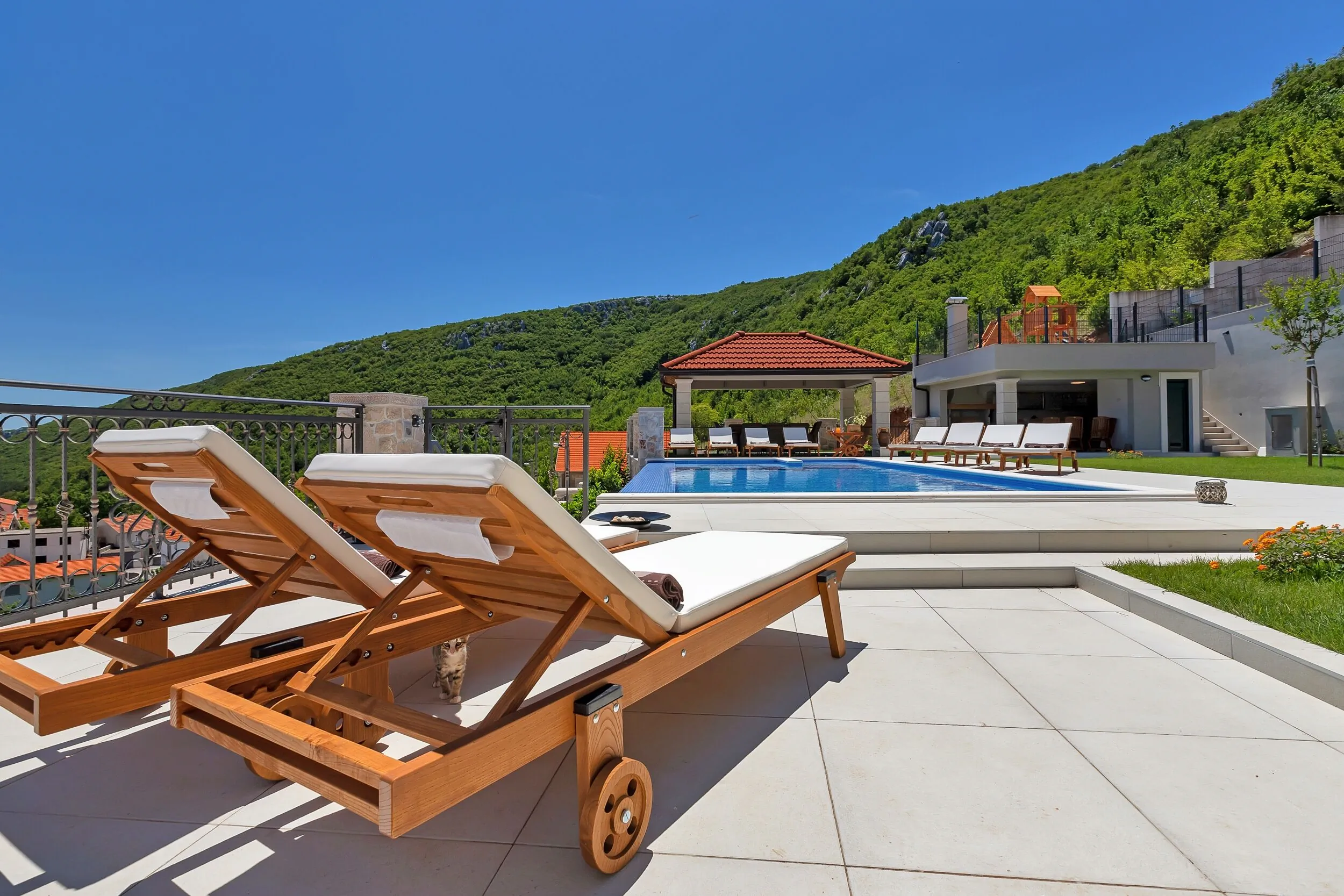 Luxury Villa With A Swimming Pool Studenci, Zagora - 18483 Studenci – Studenci, Croația