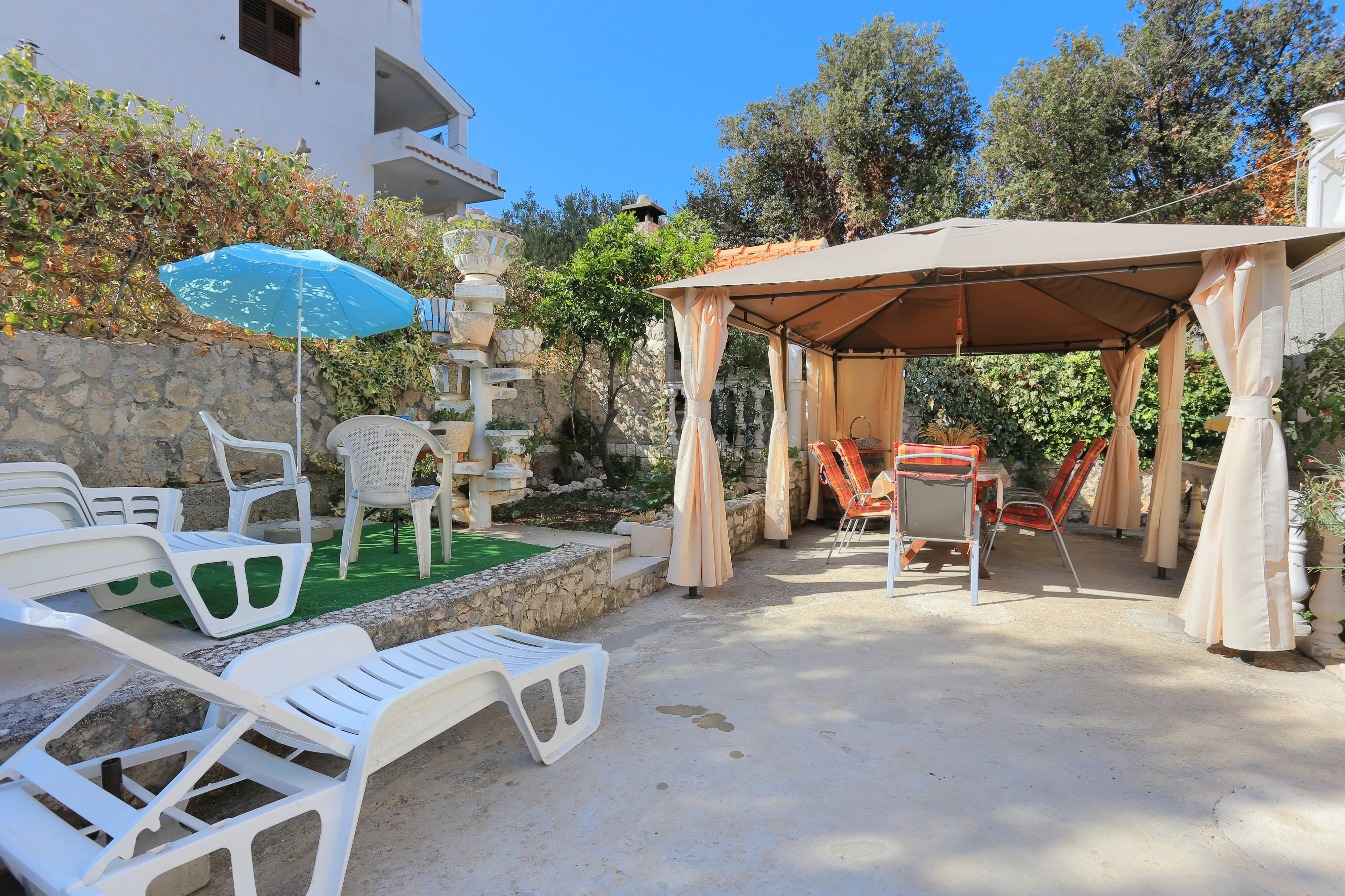 Family Friendly Seaside Apartments Sevid, Trogir - 19105 Sevid – Sevid, Croația