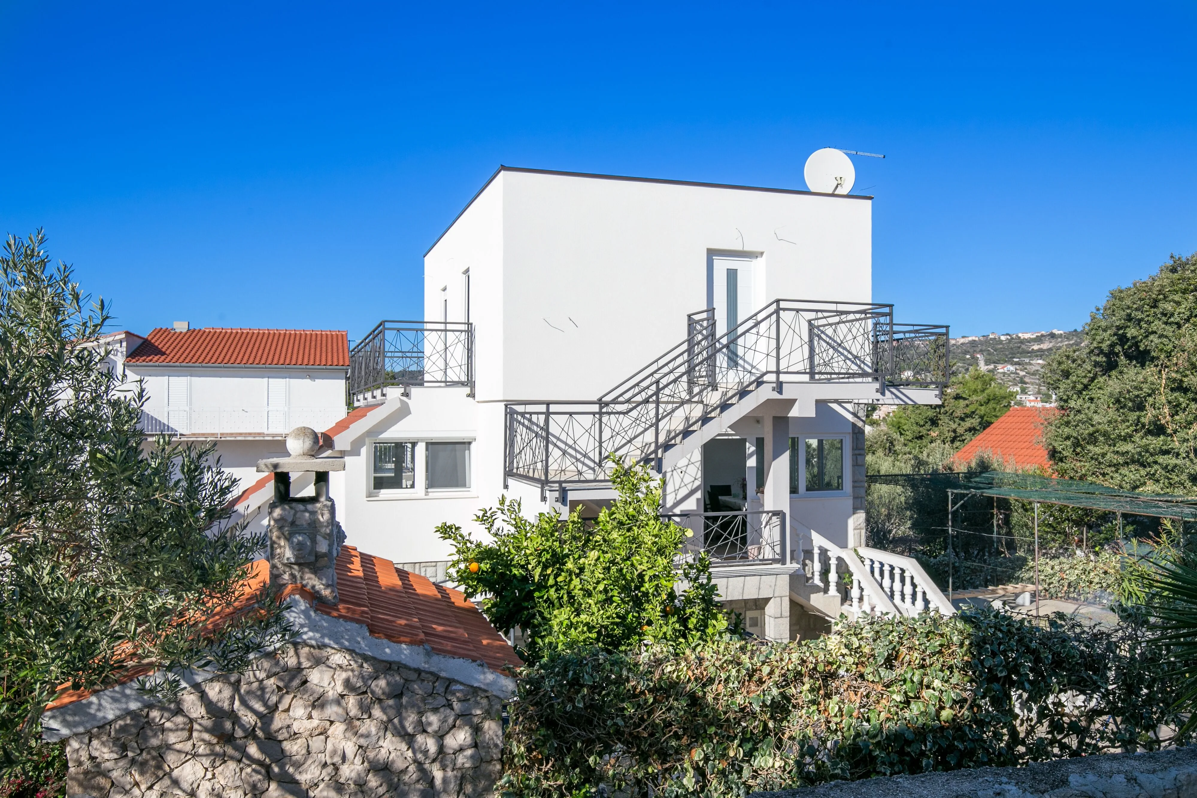 Family Friendly Seaside Apartments Sevid, Trogir - 19105 Sevid – Sevid, Croația