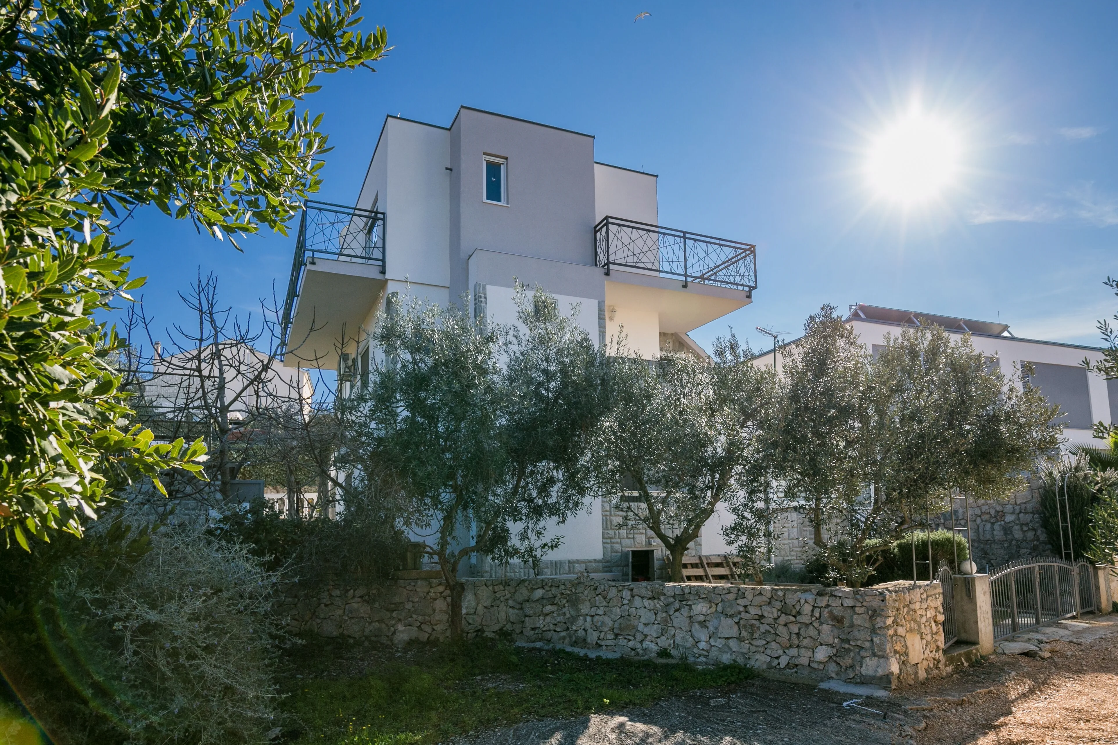 Family Friendly Seaside Apartments Sevid, Trogir - 19105 Sevid – Sevid, Croația