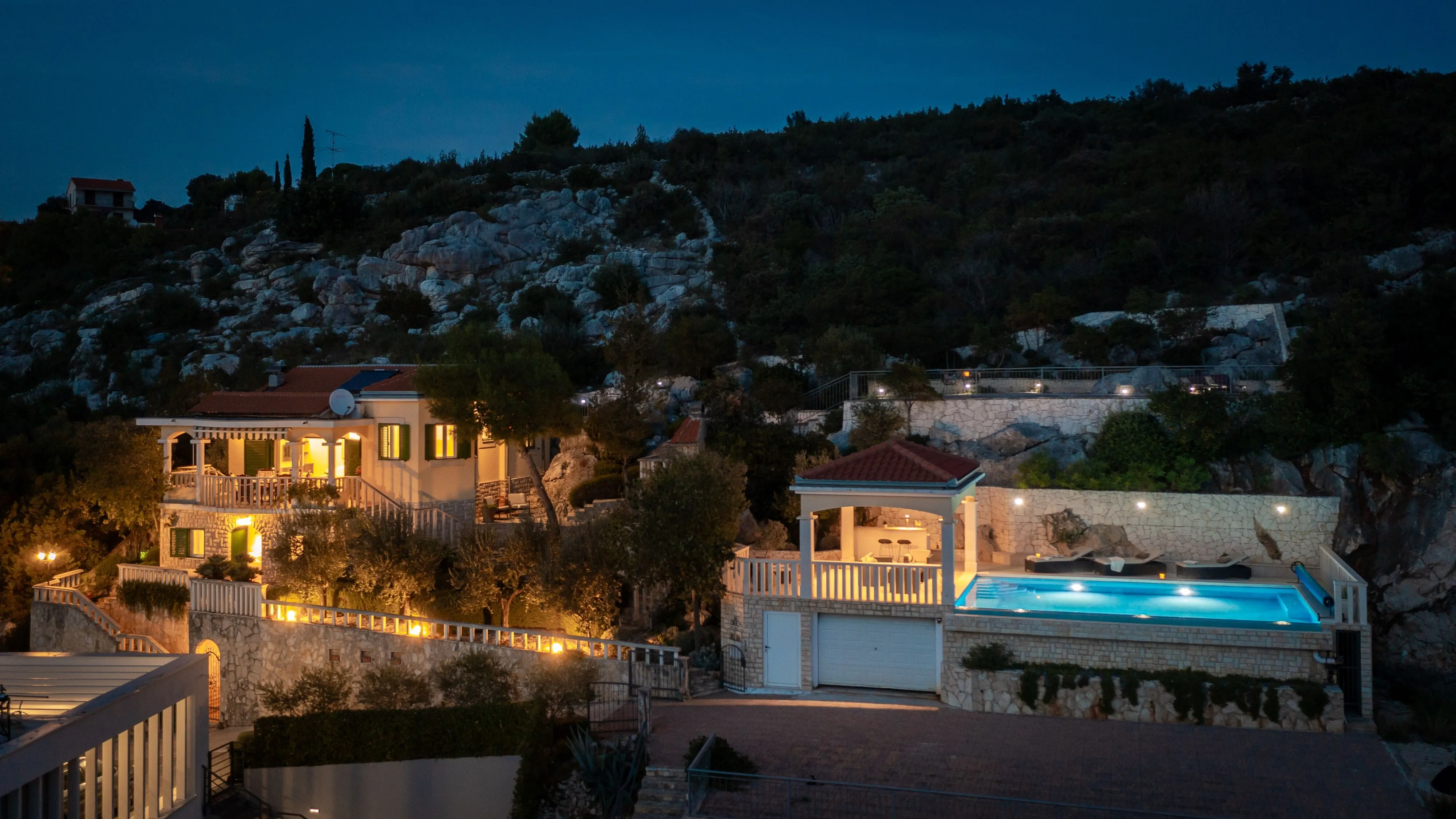 Seaside Luxury Villa With A Swimming Pool Cove Ljubljeva, Trogir - 19259 Ljubljeva – Ljubljeva, Chorvatsko
