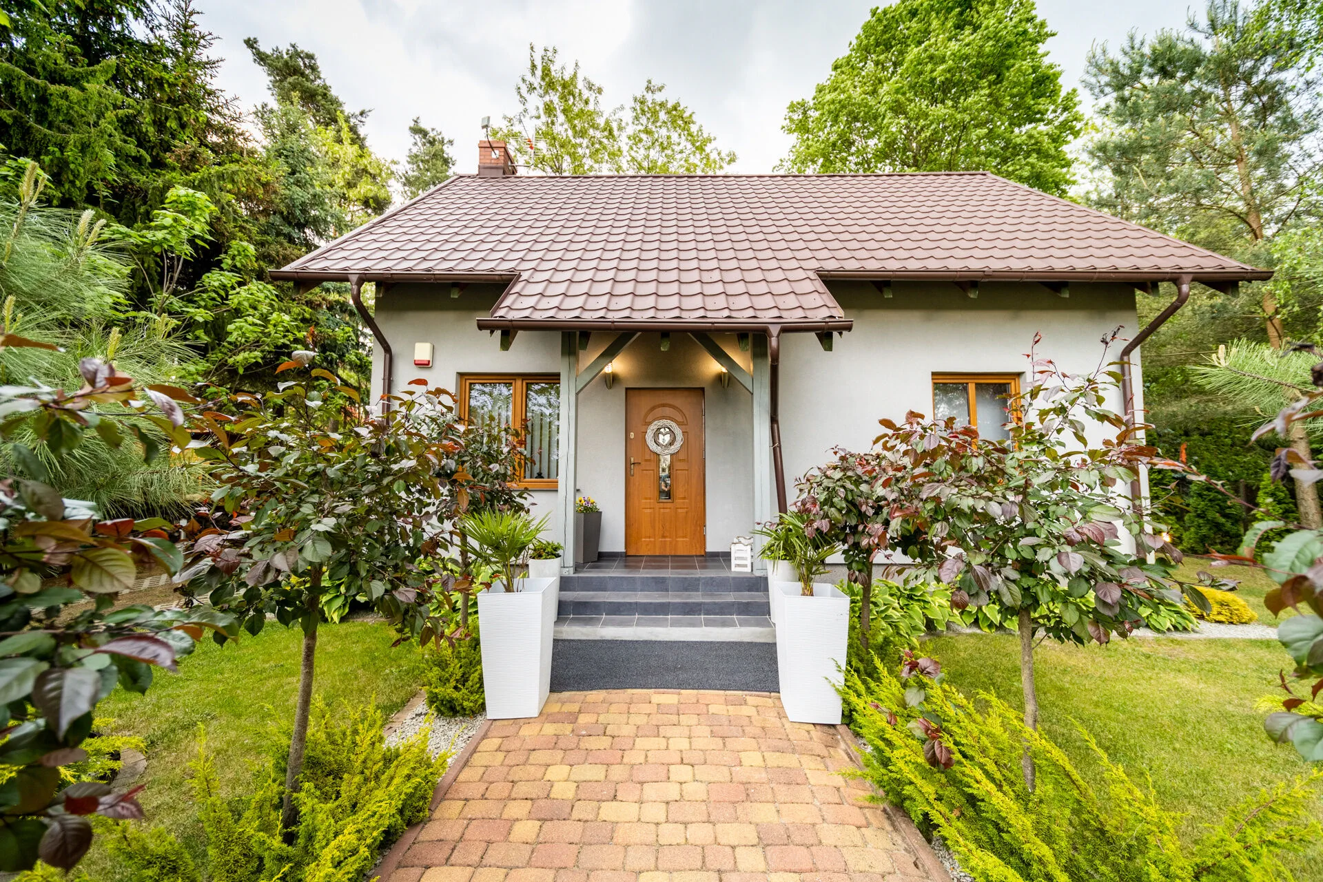 Domek w Sosenkach – Osłonin, Polonia