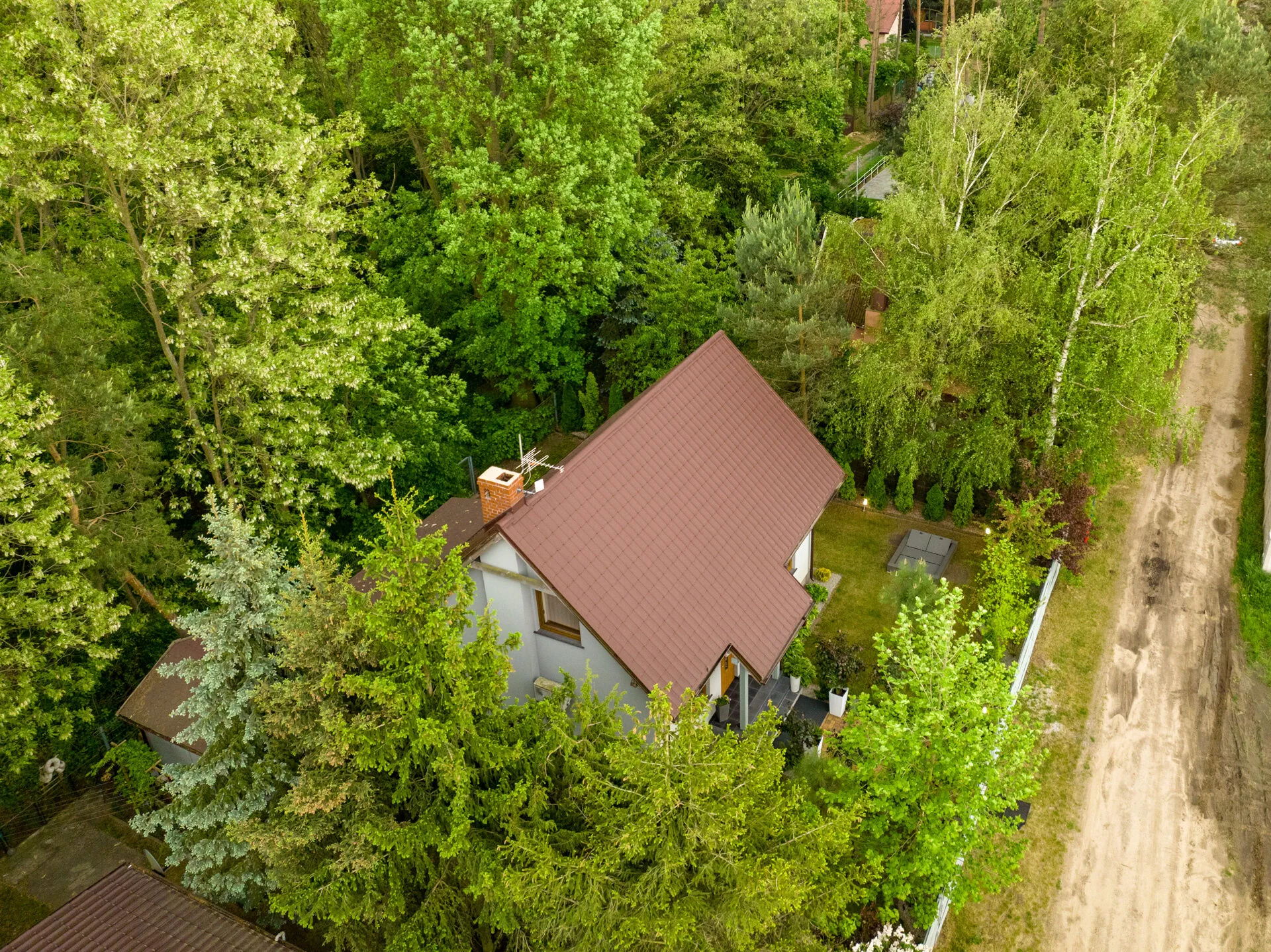 Domek w Sosenkach – Osłonin, Polonia