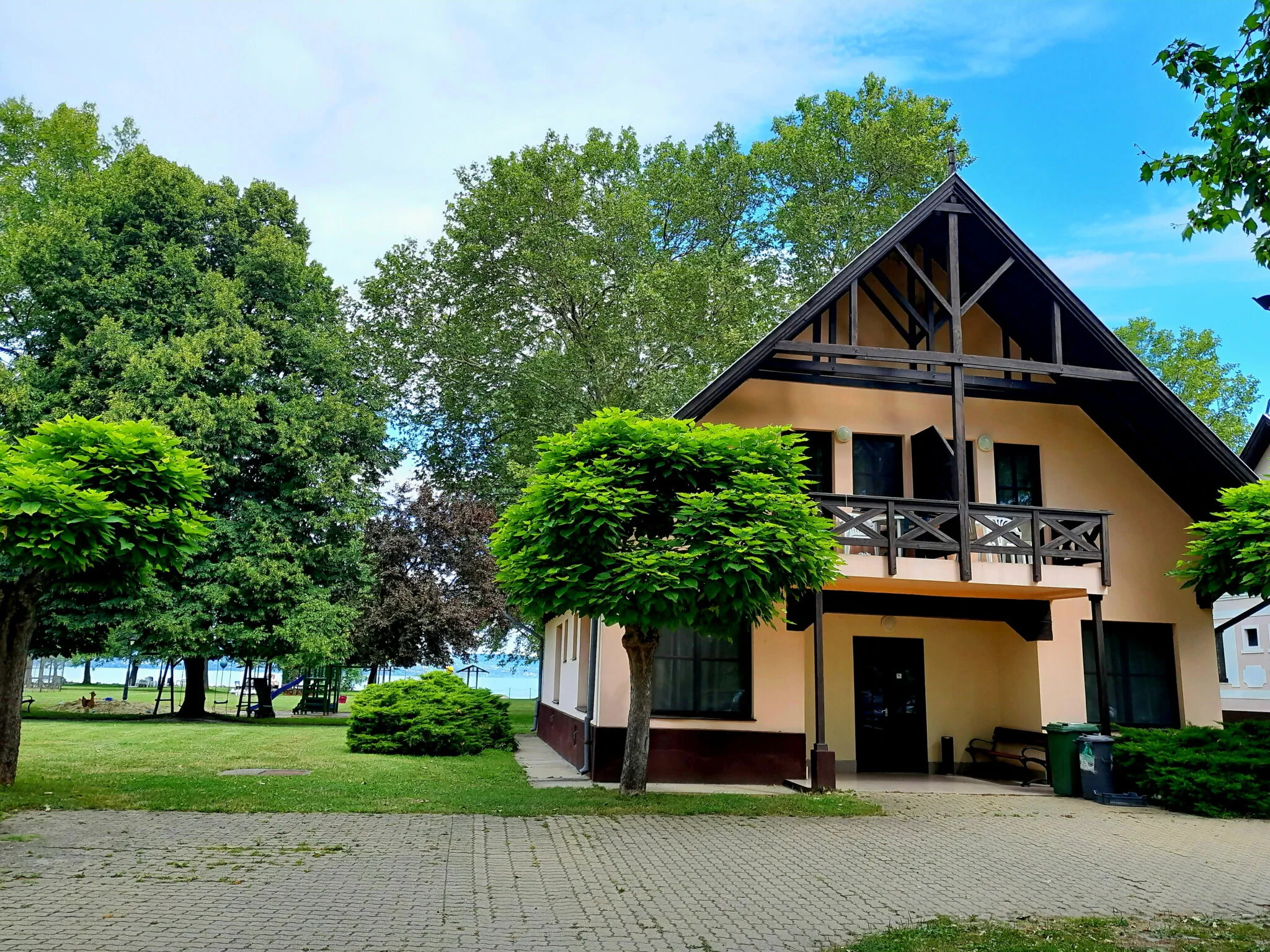 Boglár-Coop Üdülő Balatonboglár - foto 1