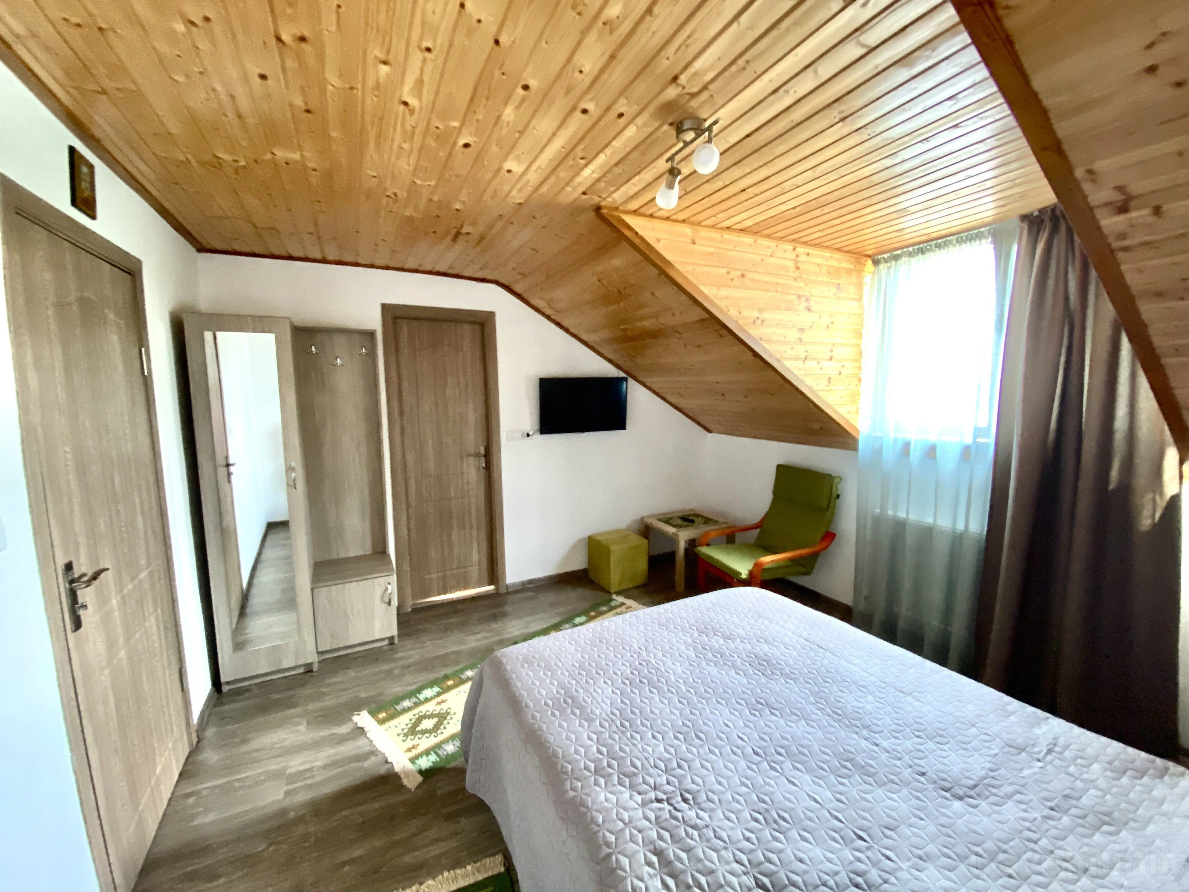Casa Mis Baia de Fier – Baia de Fier, România