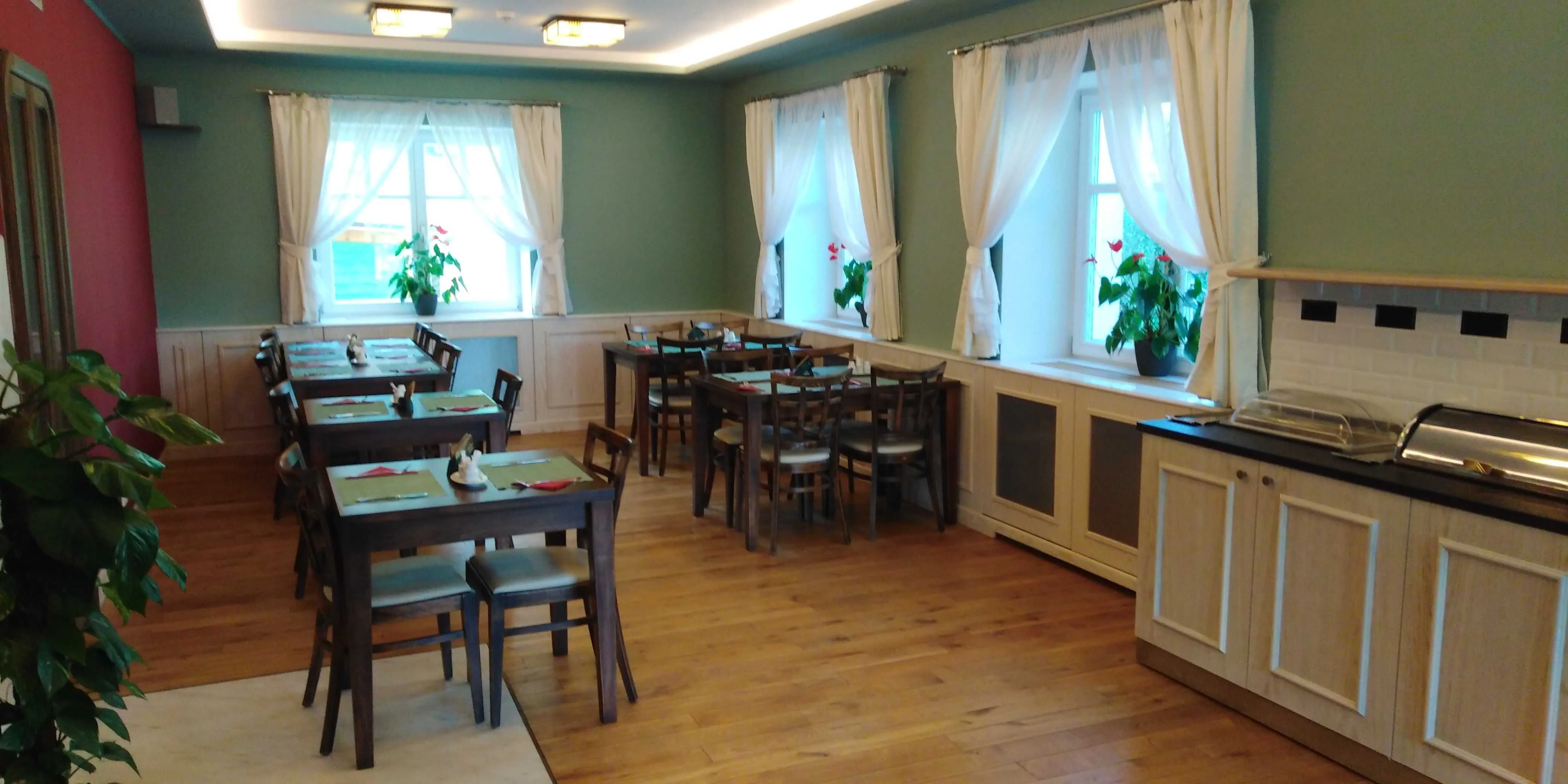 HOTEL A RESTAURACE U PARKU Hořovice – Hořovice, Česká republika