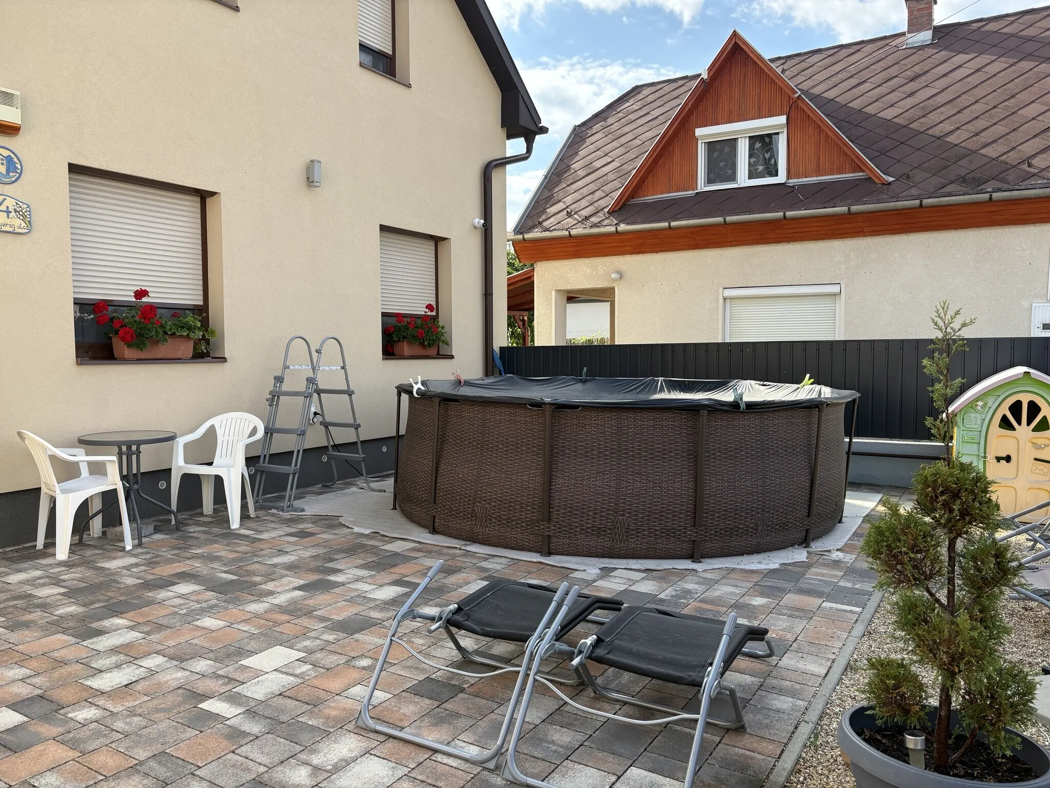 Silver Zsóry Apartman Mezőkövesd - foto 8