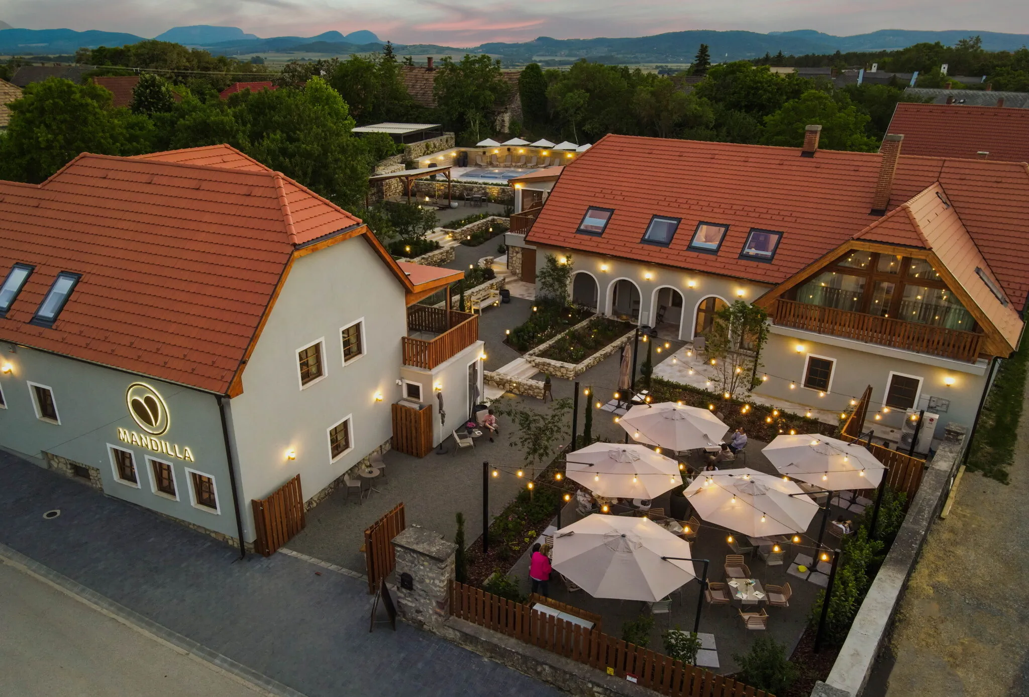 Mandilla**** Köveskál - foto 1