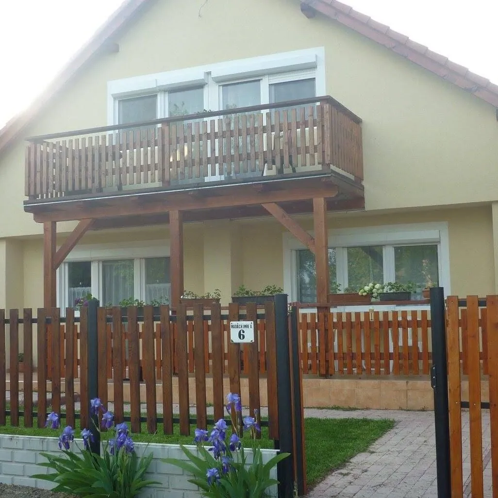 Balaton Vendégház Balatonudvari – Balatonudvari, Maďarsko
