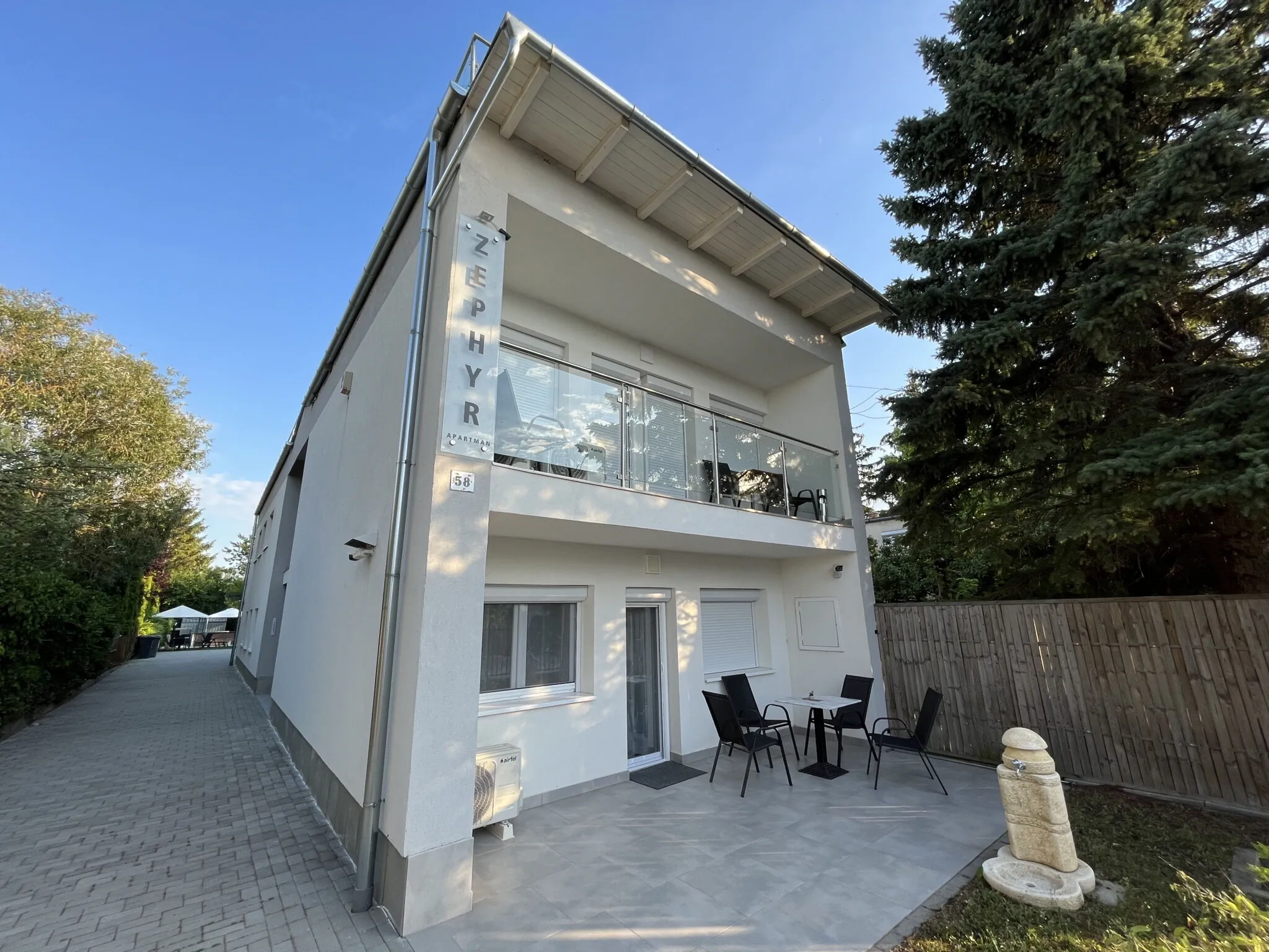 Zephyr Apartmanház Zamárdi – Zamárdi, Ungaria