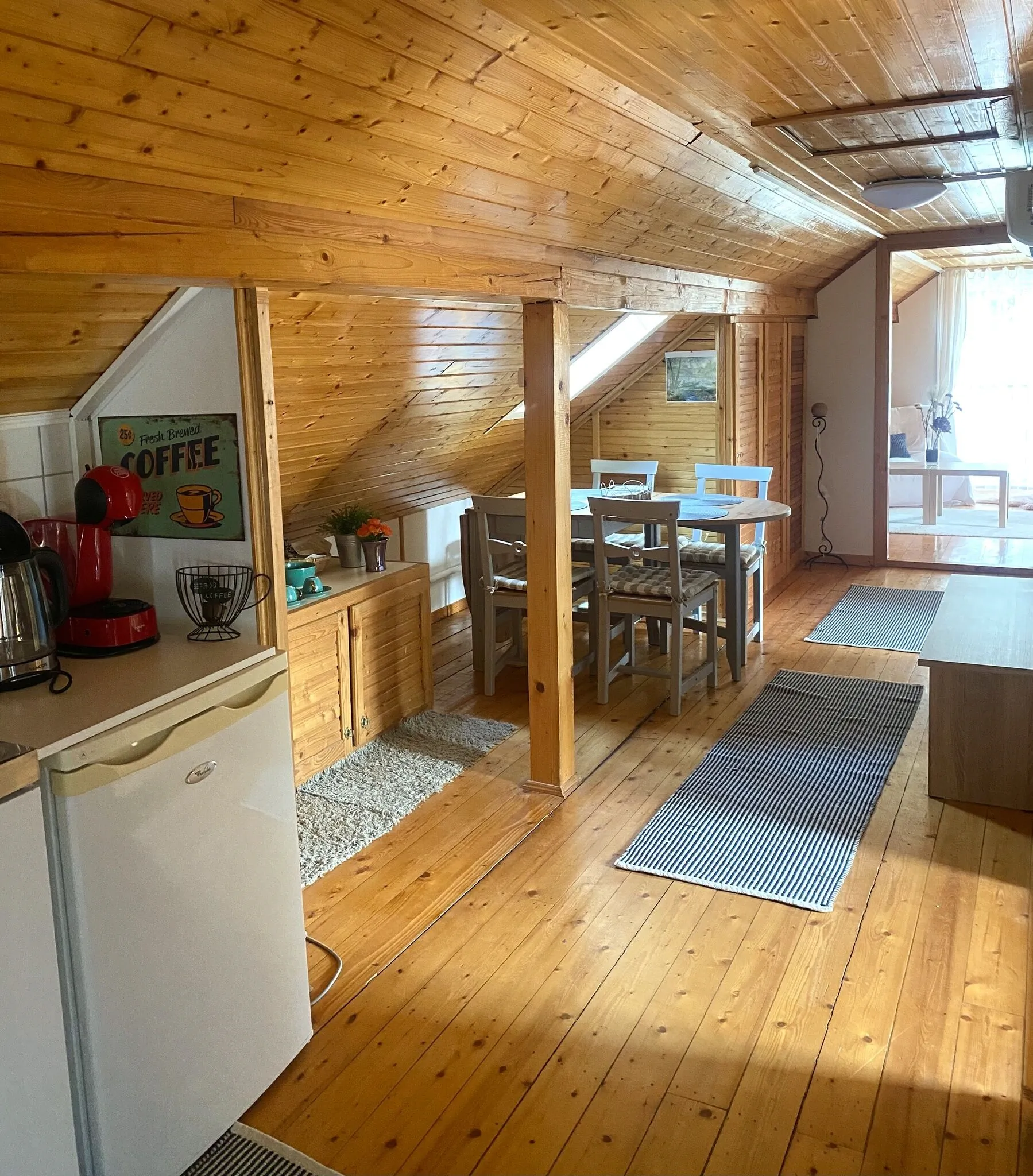 Unita Apartman Balatonakarattya - foto 3
