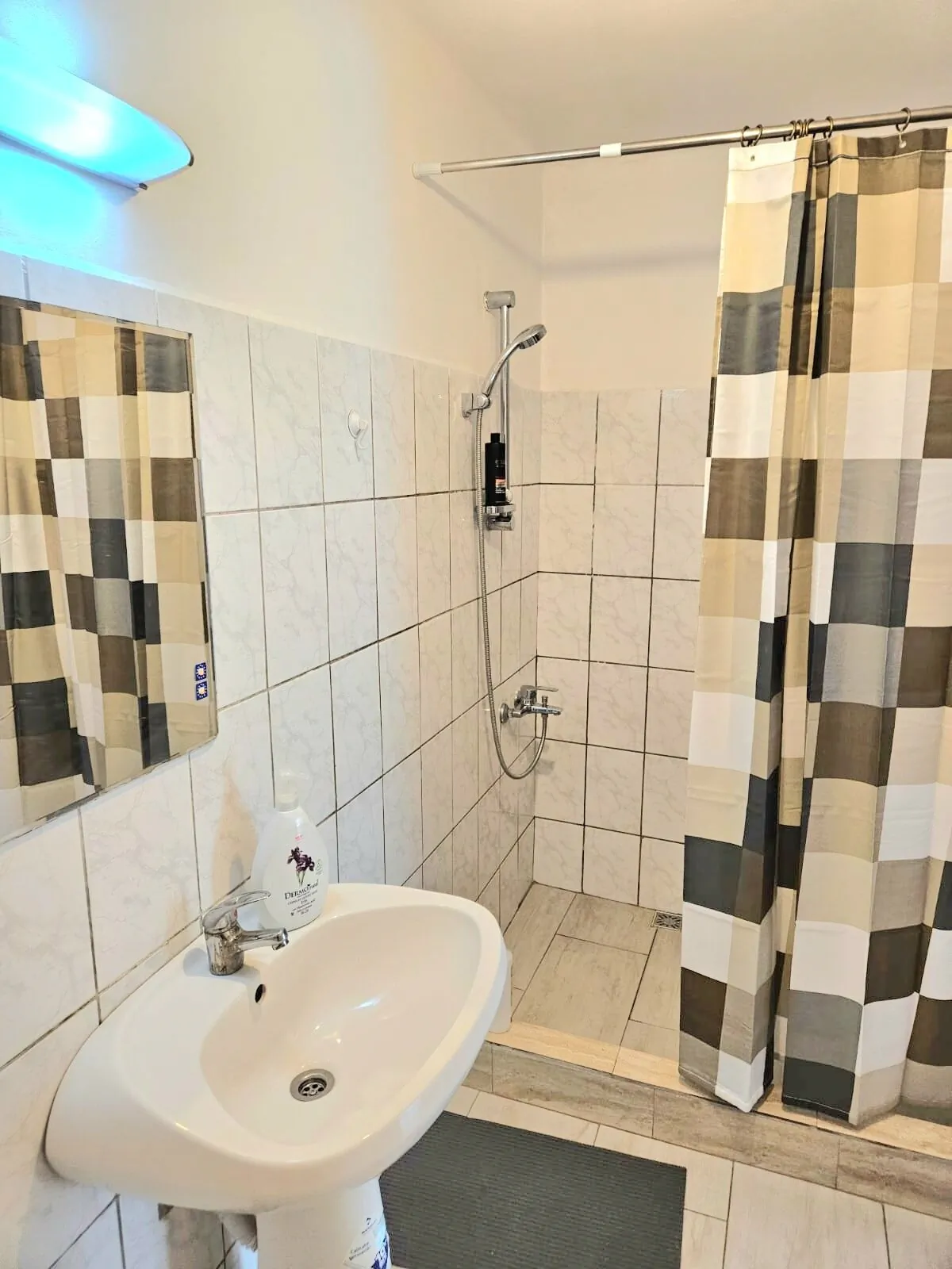 Casa de oaspeți Seventeen Arad – Arad, România