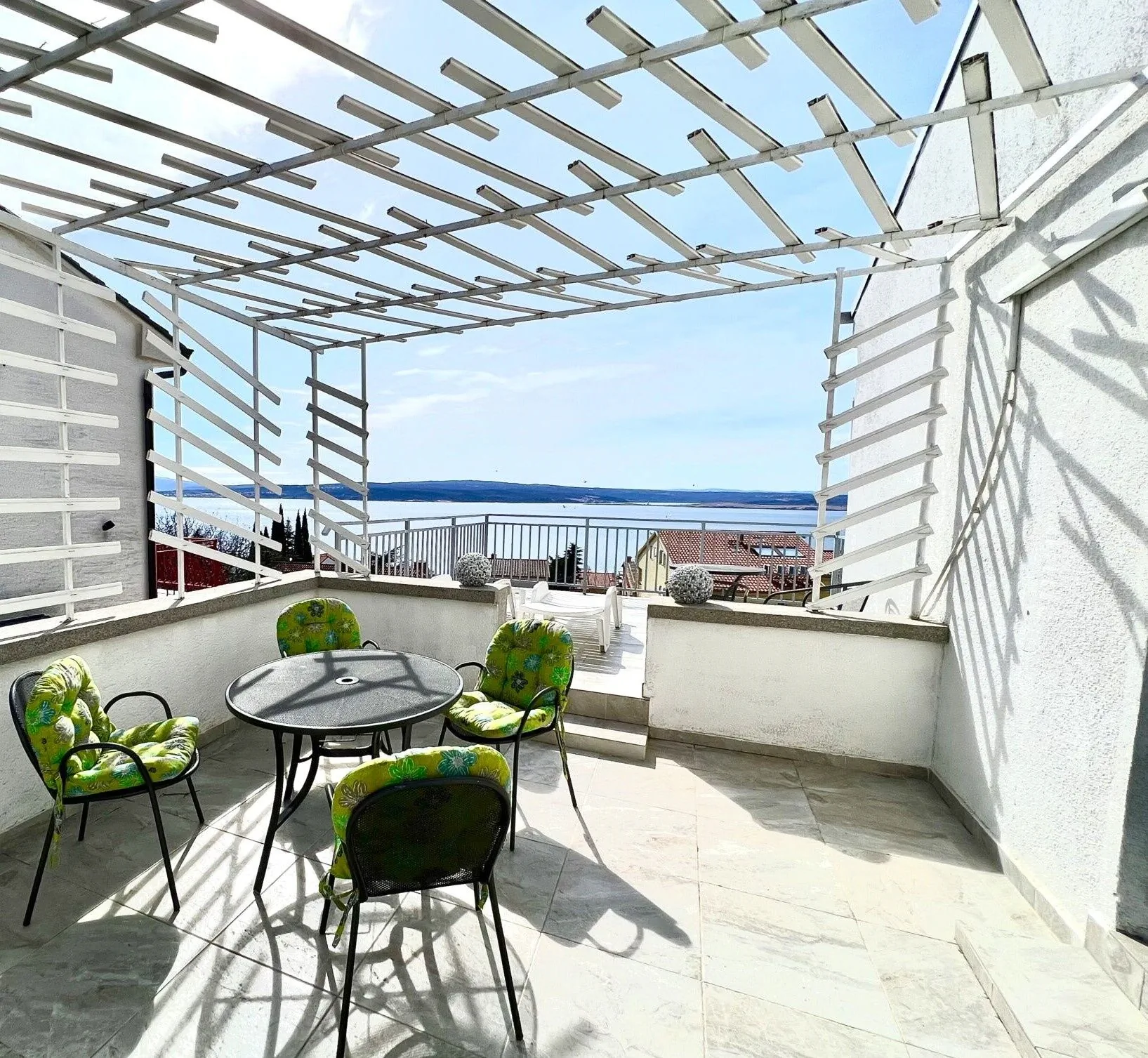Apartmani Azoa Dramalj - foto 1