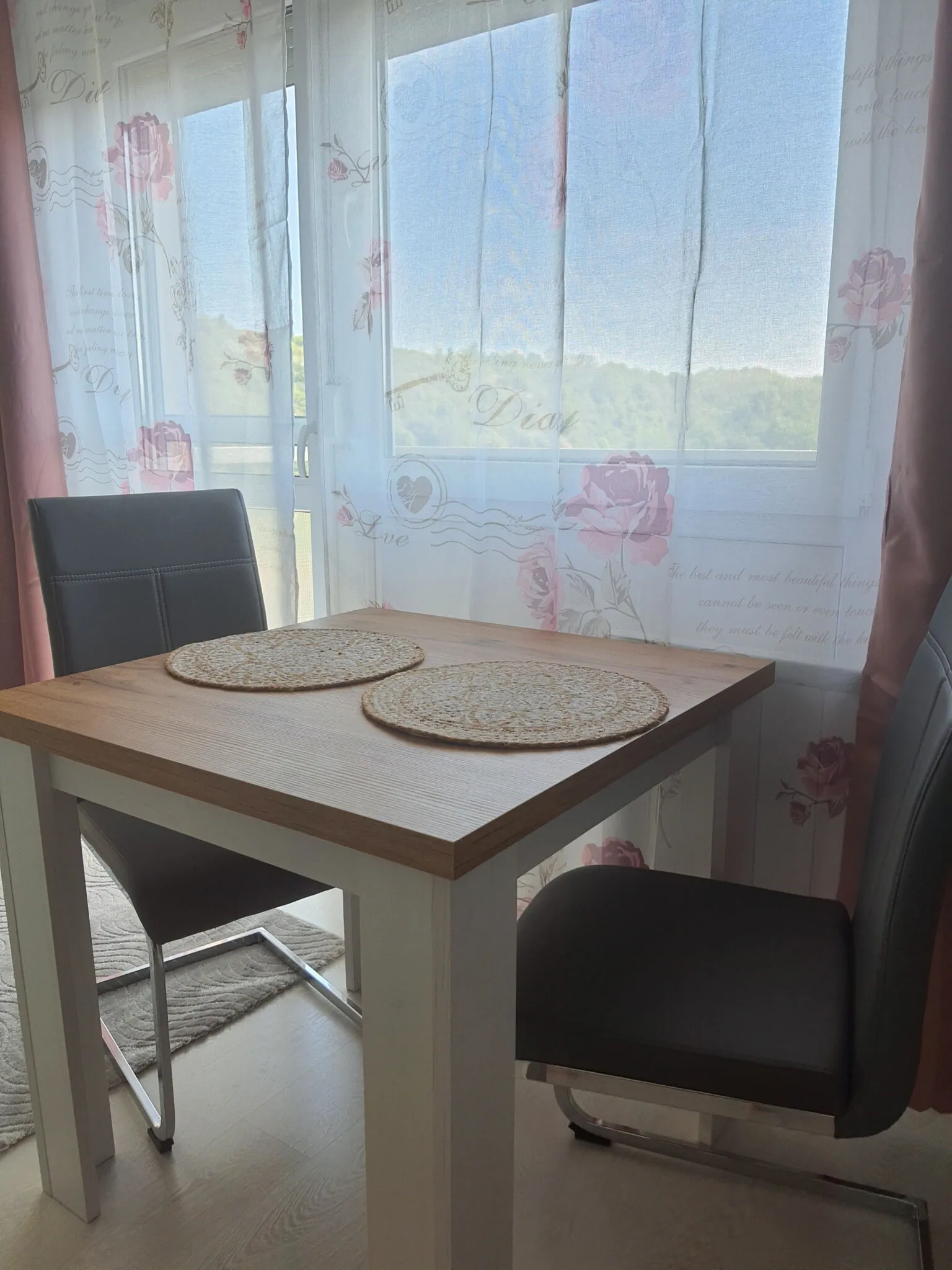 Hegyalja Apartman Miskolc – Miskolc, Ungaria