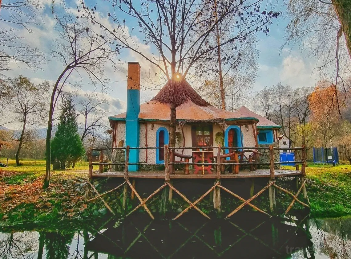 Viewtopia - The Secret Land Valea Drăganului – Valea Drăganului, România